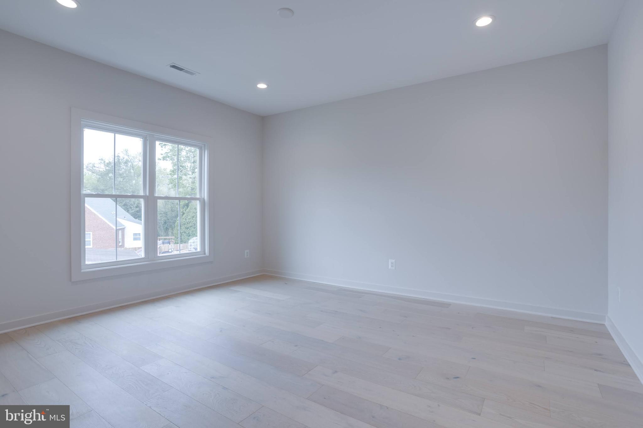 FENWICK PARK - Residential