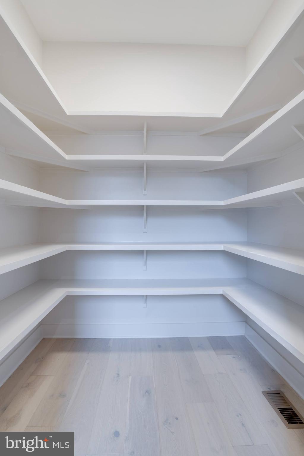 FENWICK PARK - Residential