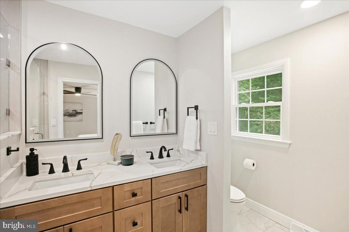 RESTON - Residential