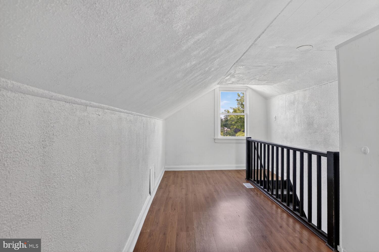 PARKVILLE - Residential