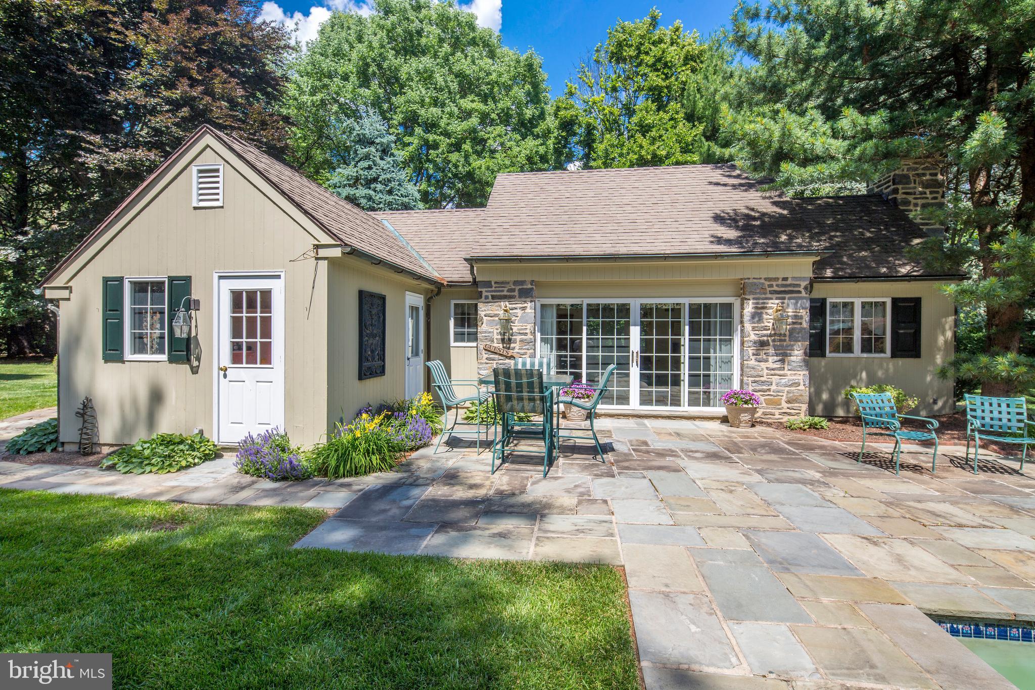 GLADWYNE - Residential