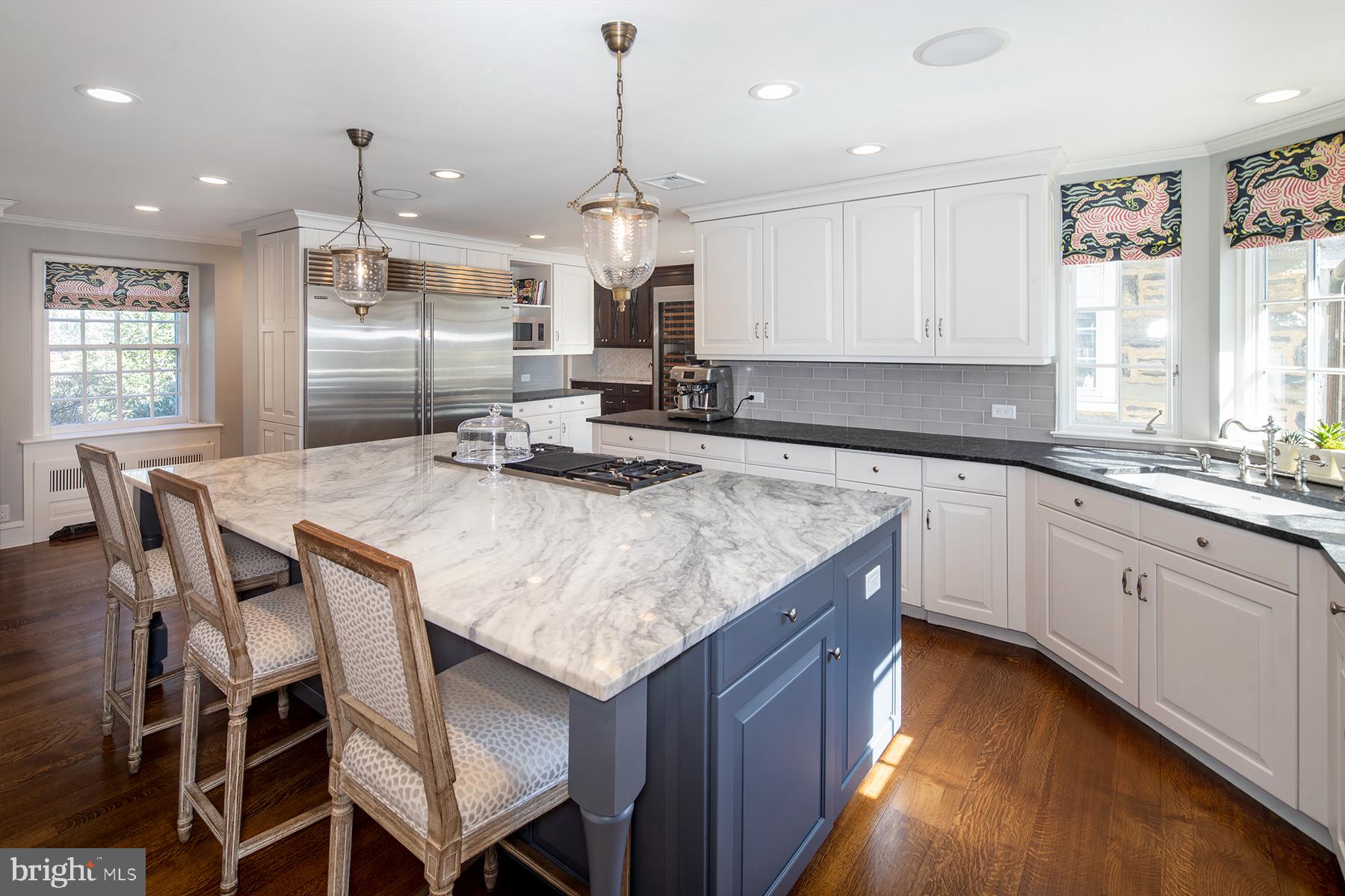 GLADWYNE - Residential