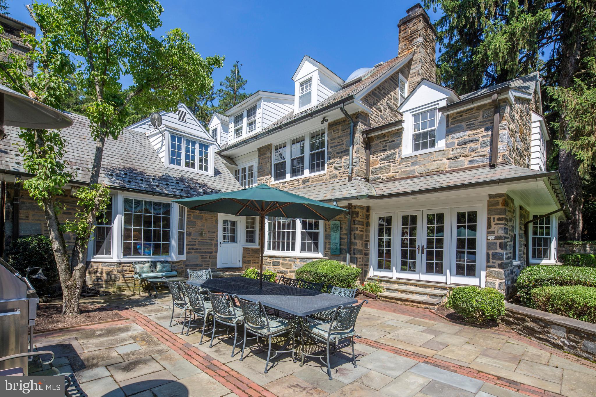 GLADWYNE - Residential