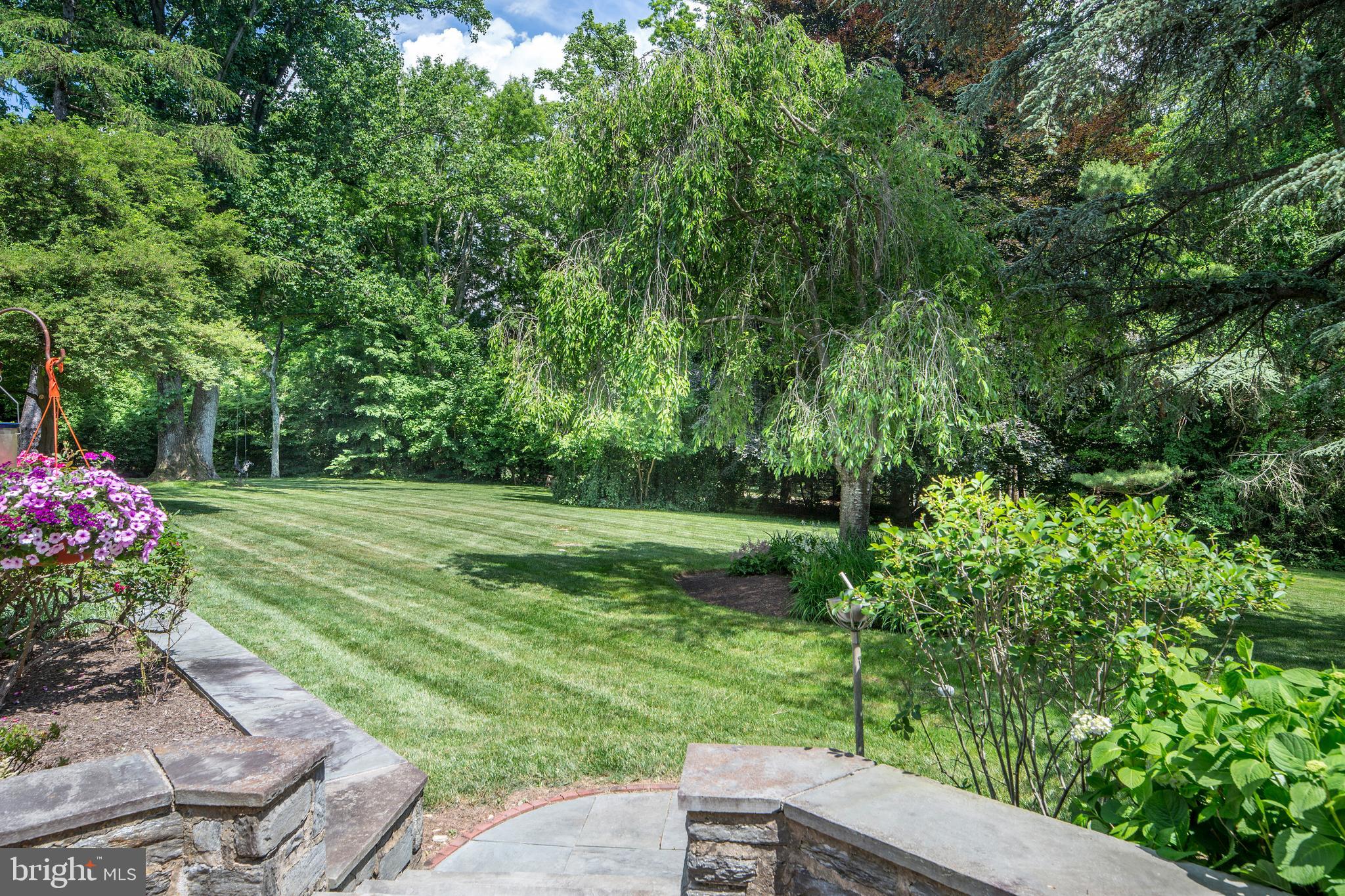 GLADWYNE - Residential