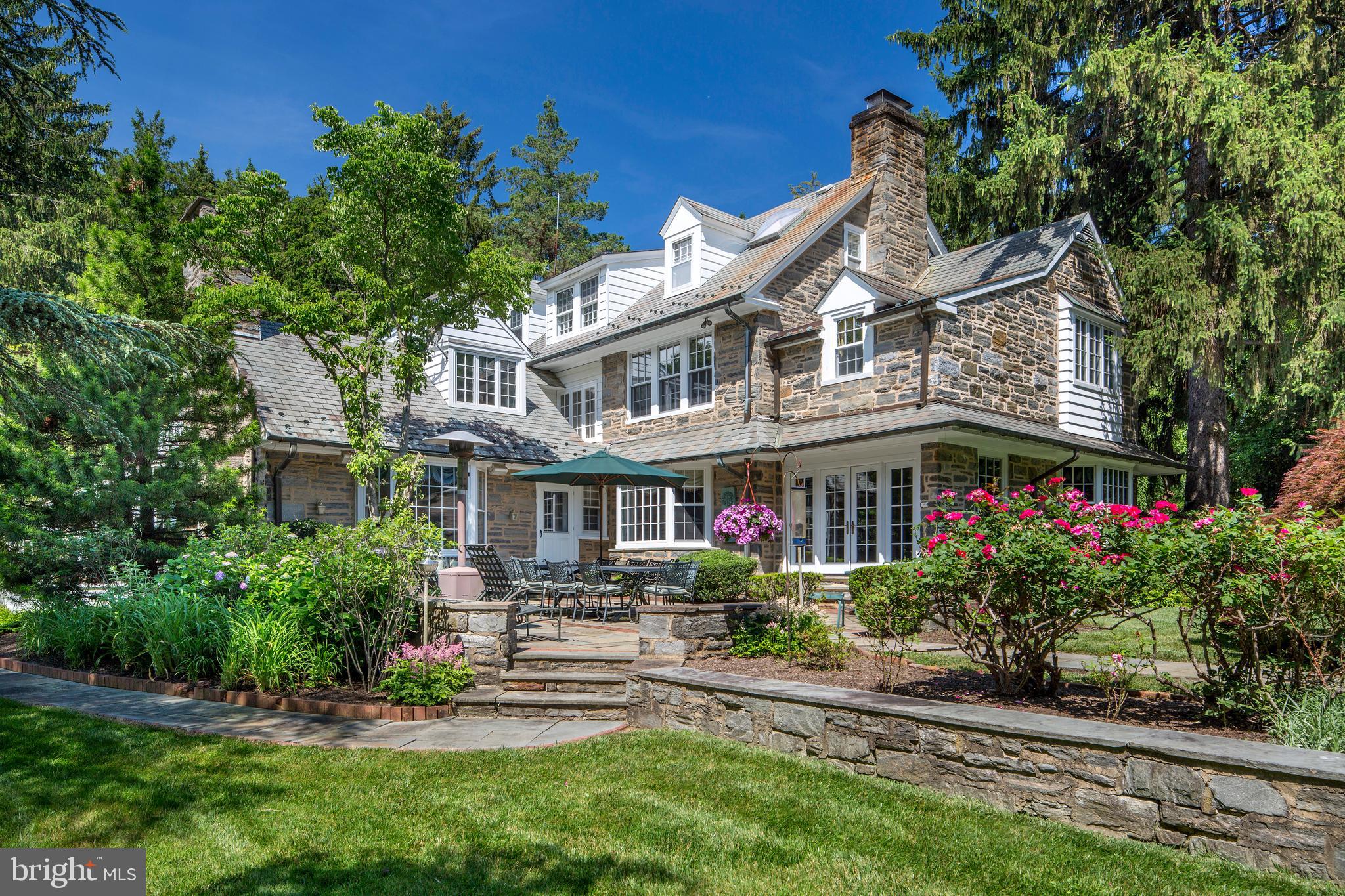 GLADWYNE - Residential