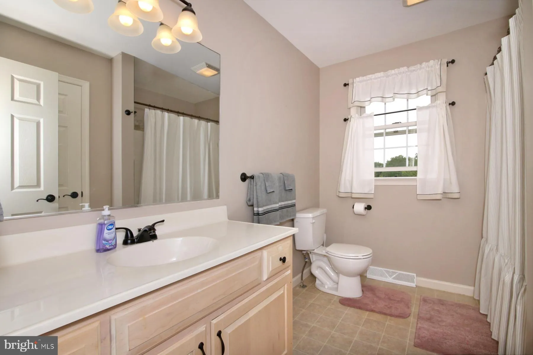 Myerstown, Pennsylvania 17067, United States, 4 Bedrooms Bedrooms, ,4 BathroomsBathrooms,Residential,Coming Soon,125019