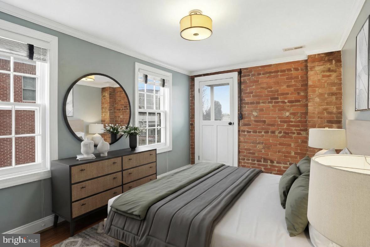 DOWNTOWN FREDERICK - Residential