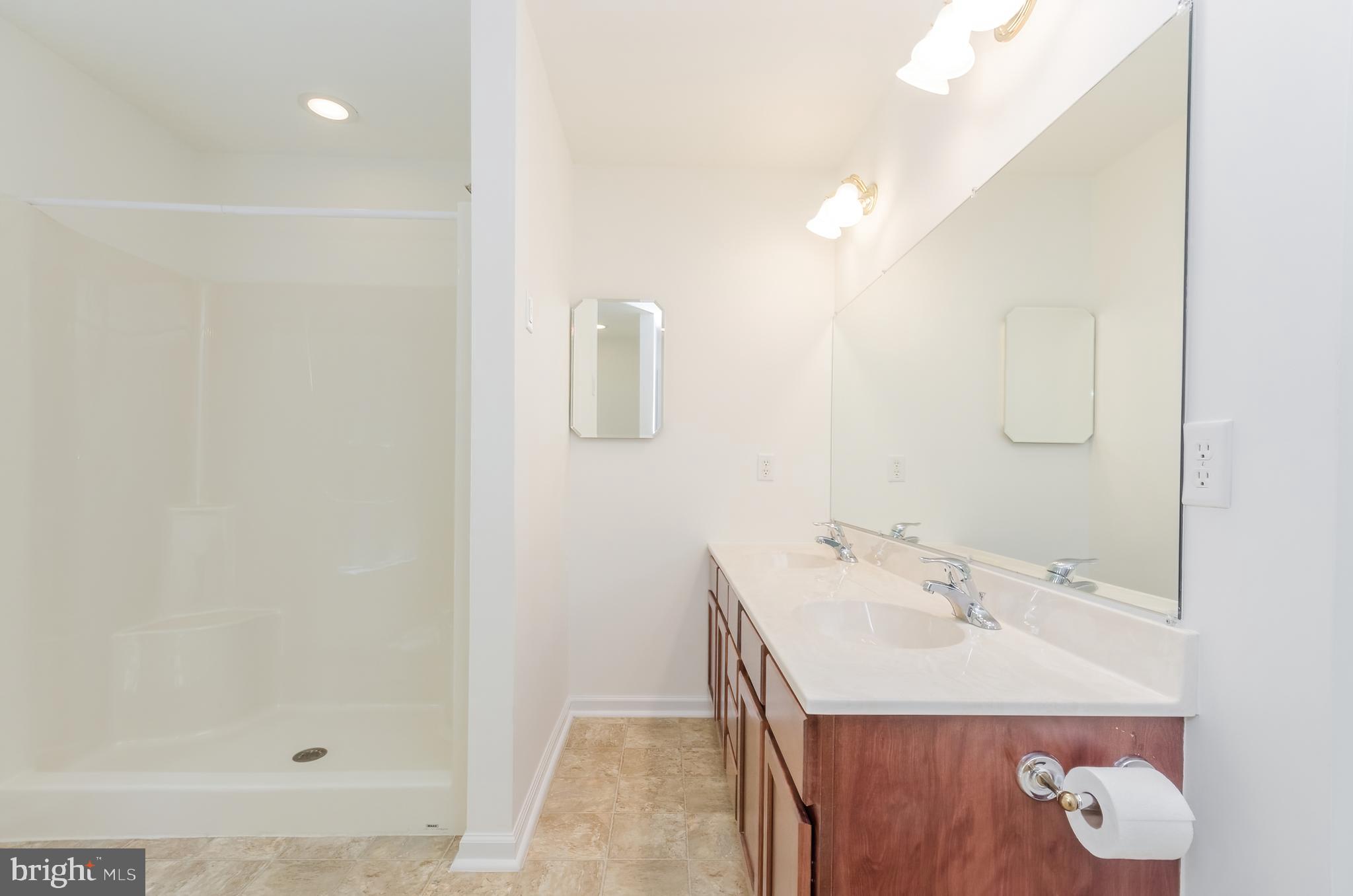 SHANNONDALE - Residential