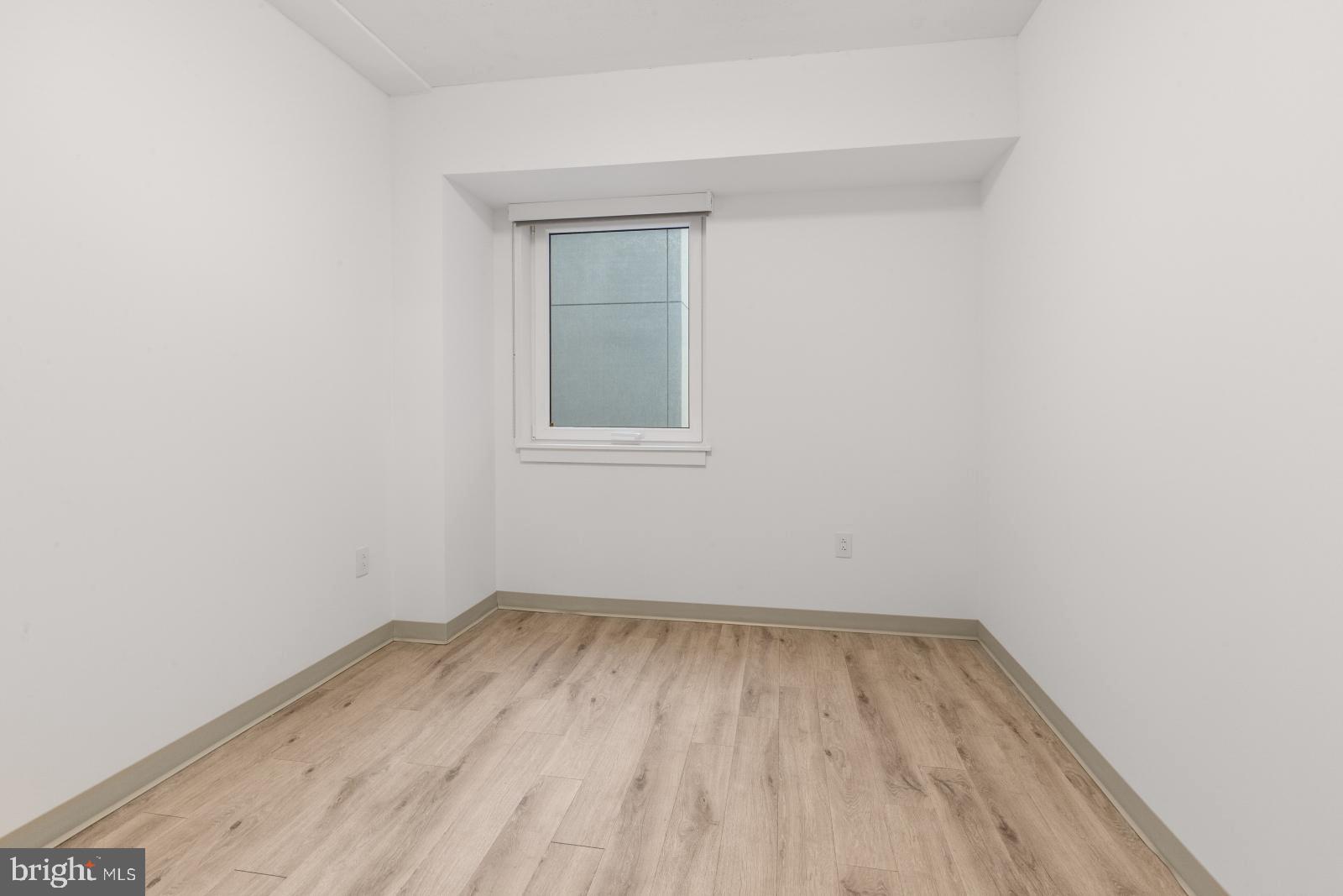 SPRING GARDEN - Residential Lease