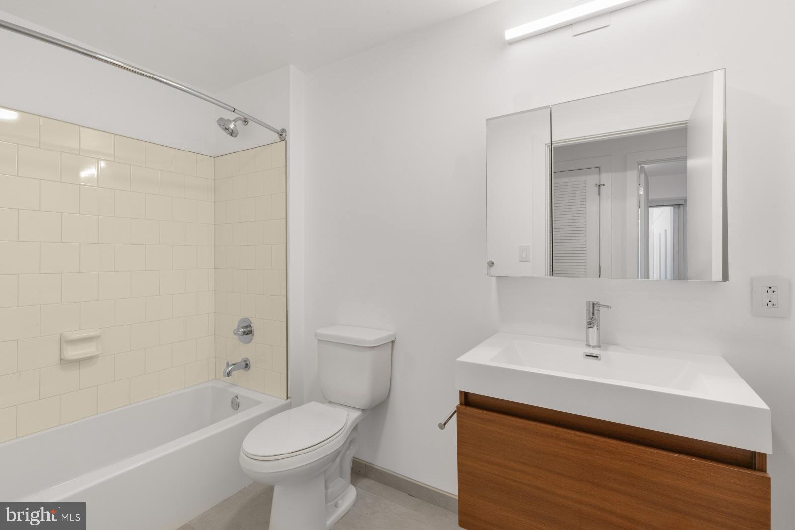 SPRING GARDEN - Residential Lease