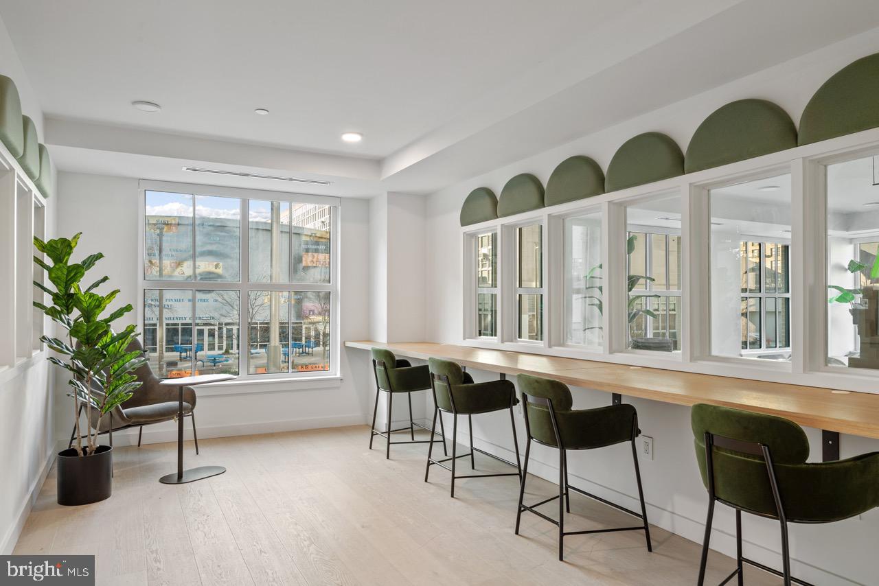 SPRING GARDEN - Residential Lease