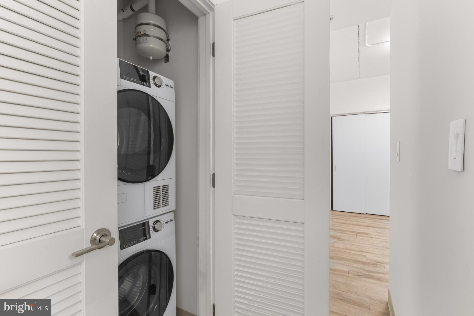 SPRING GARDEN - Residential Lease