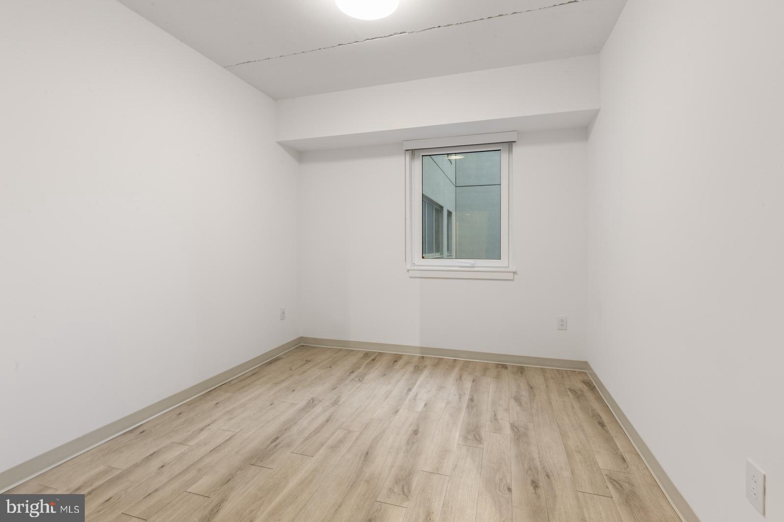 SPRING GARDEN - Residential Lease