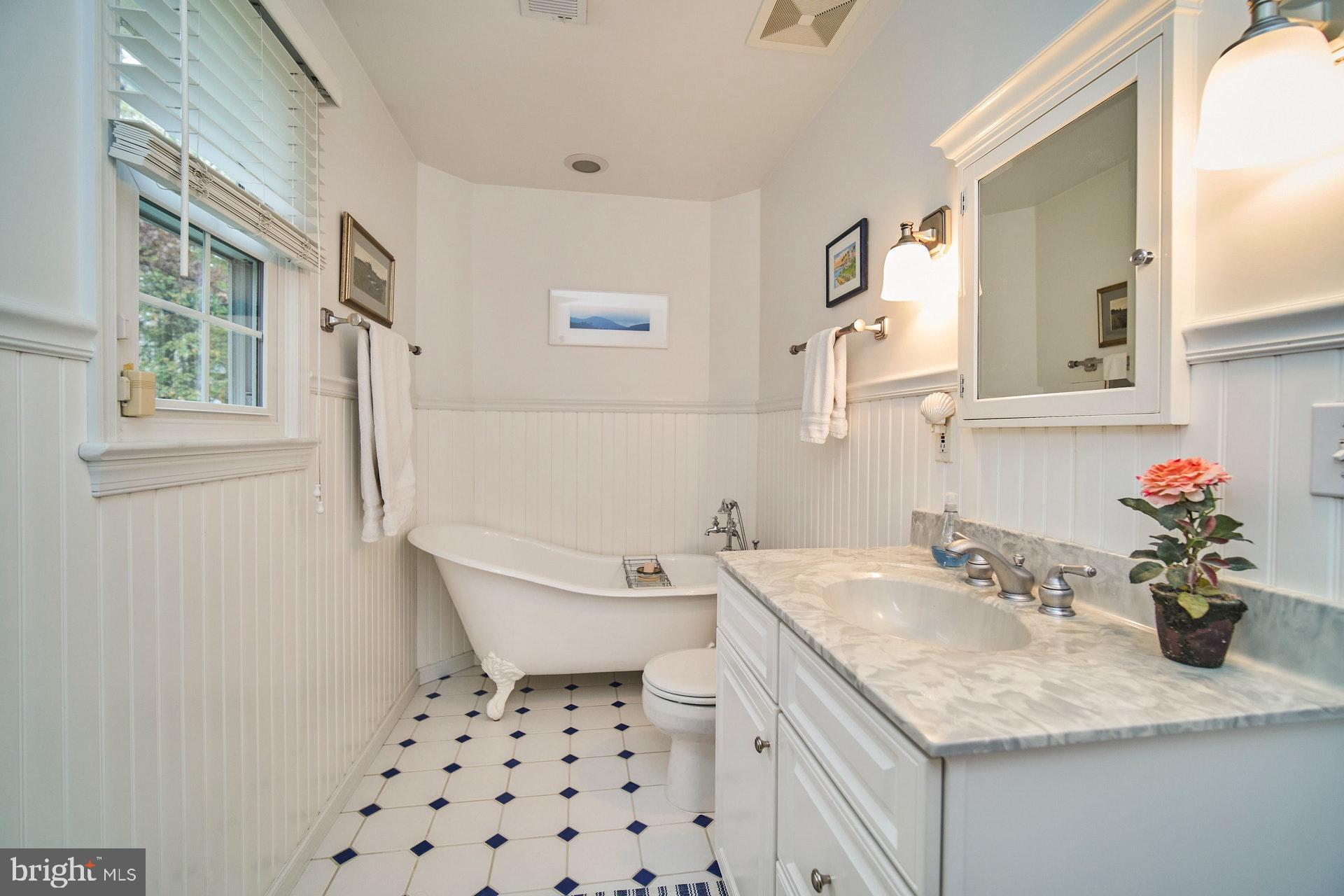 SOMERSET - Residential