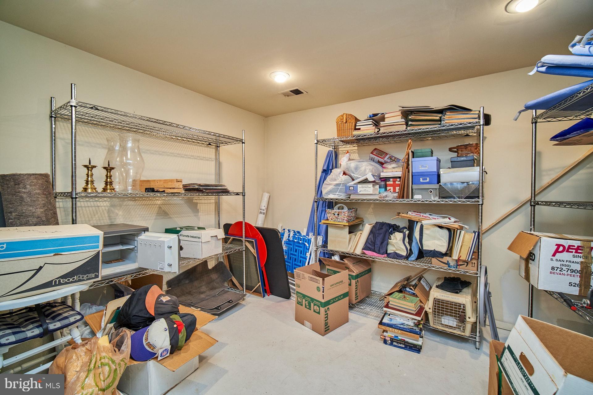 SOMERSET - Residential