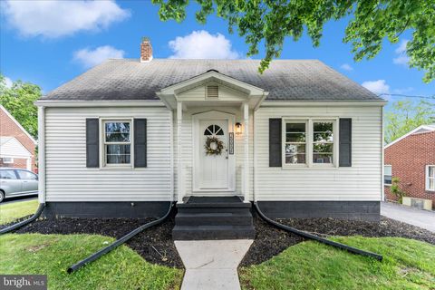 Tiny photo for 20008 Gilbert Hills Drive, HAGERSTOWN, MD 21742 (MLS # MDWA2036646)