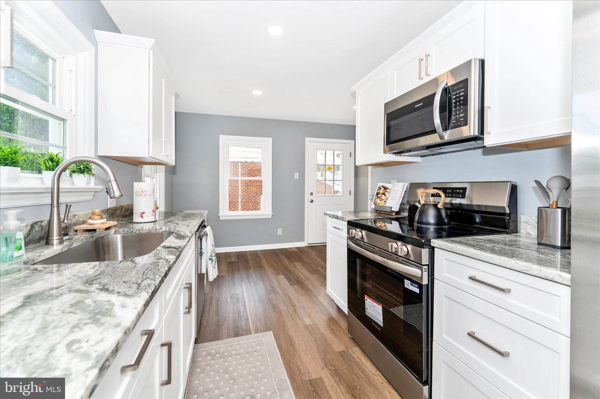 BAIRS DEVELOPMENT - Residential
