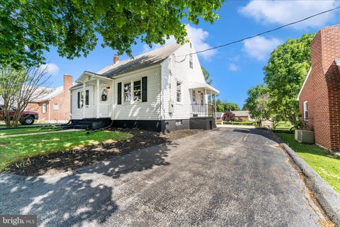 Tiny photo for 20008 Gilbert Hills Drive, HAGERSTOWN, MD 21742 (MLS # MDWA2036646)