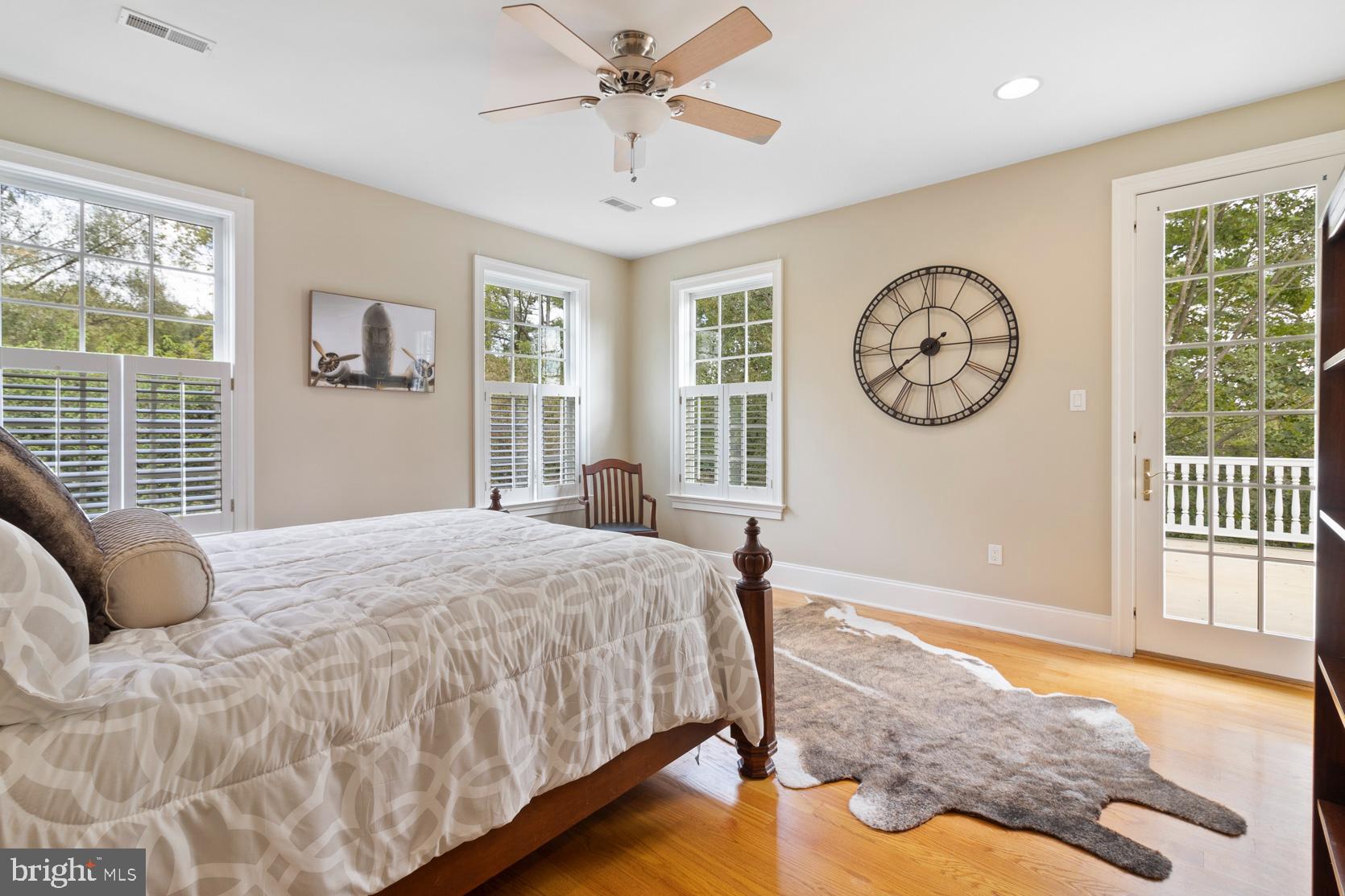 COUNTRY CLUB ESTS - Residential