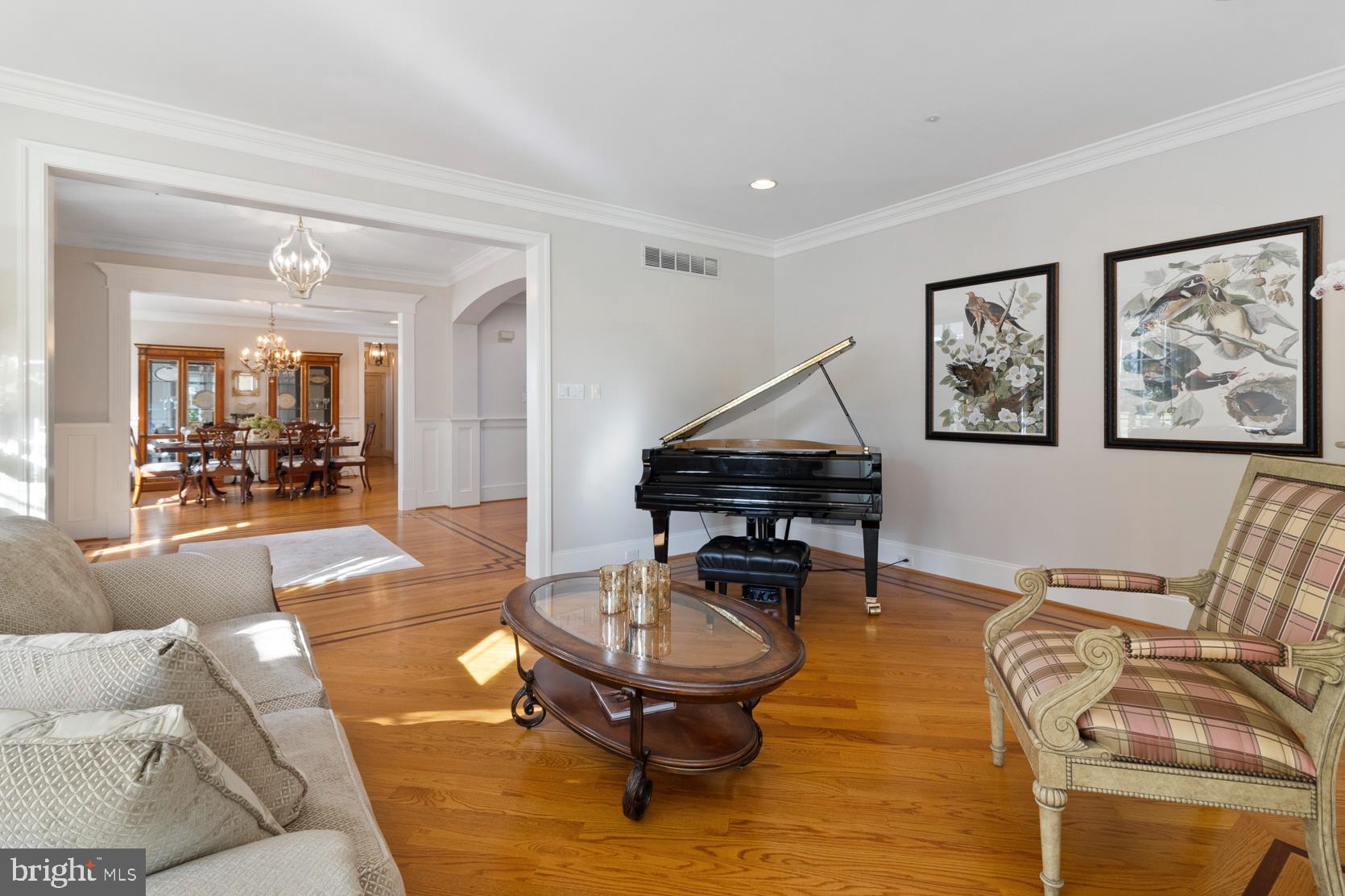 COUNTRY CLUB ESTS - Residential