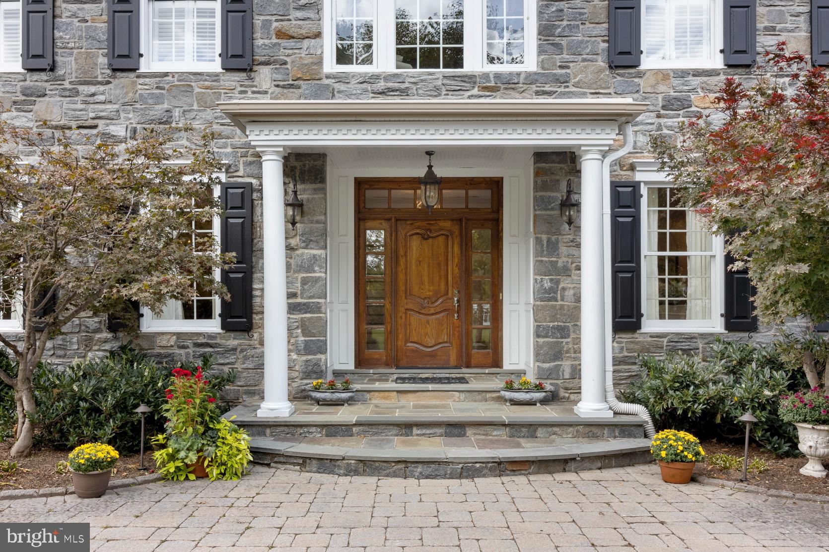 COUNTRY CLUB ESTS - Residential