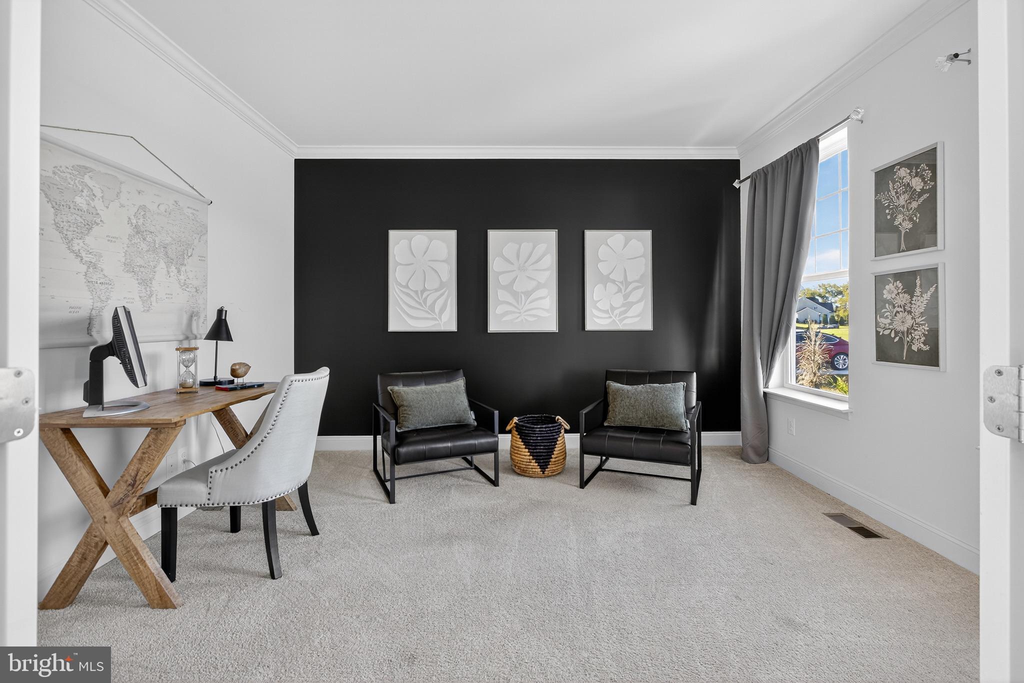 HAMPTON HILLS - Residential