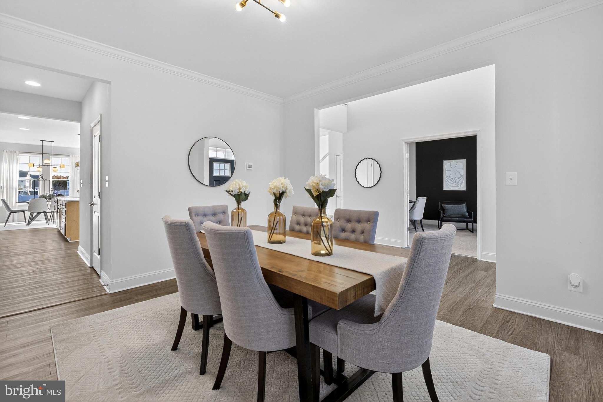 HAMPTON HILLS - Residential