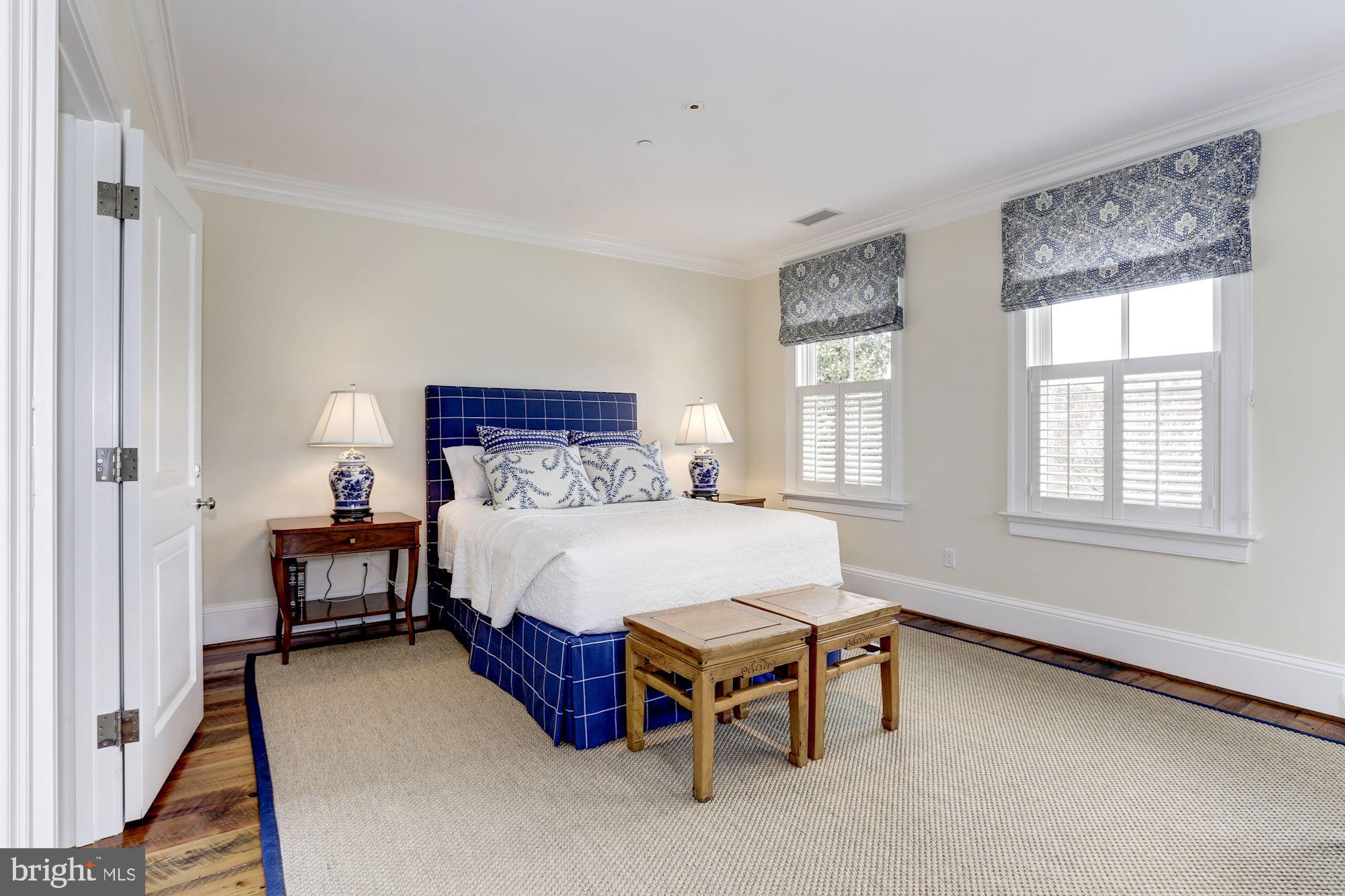 GEORGETOWN - Residential