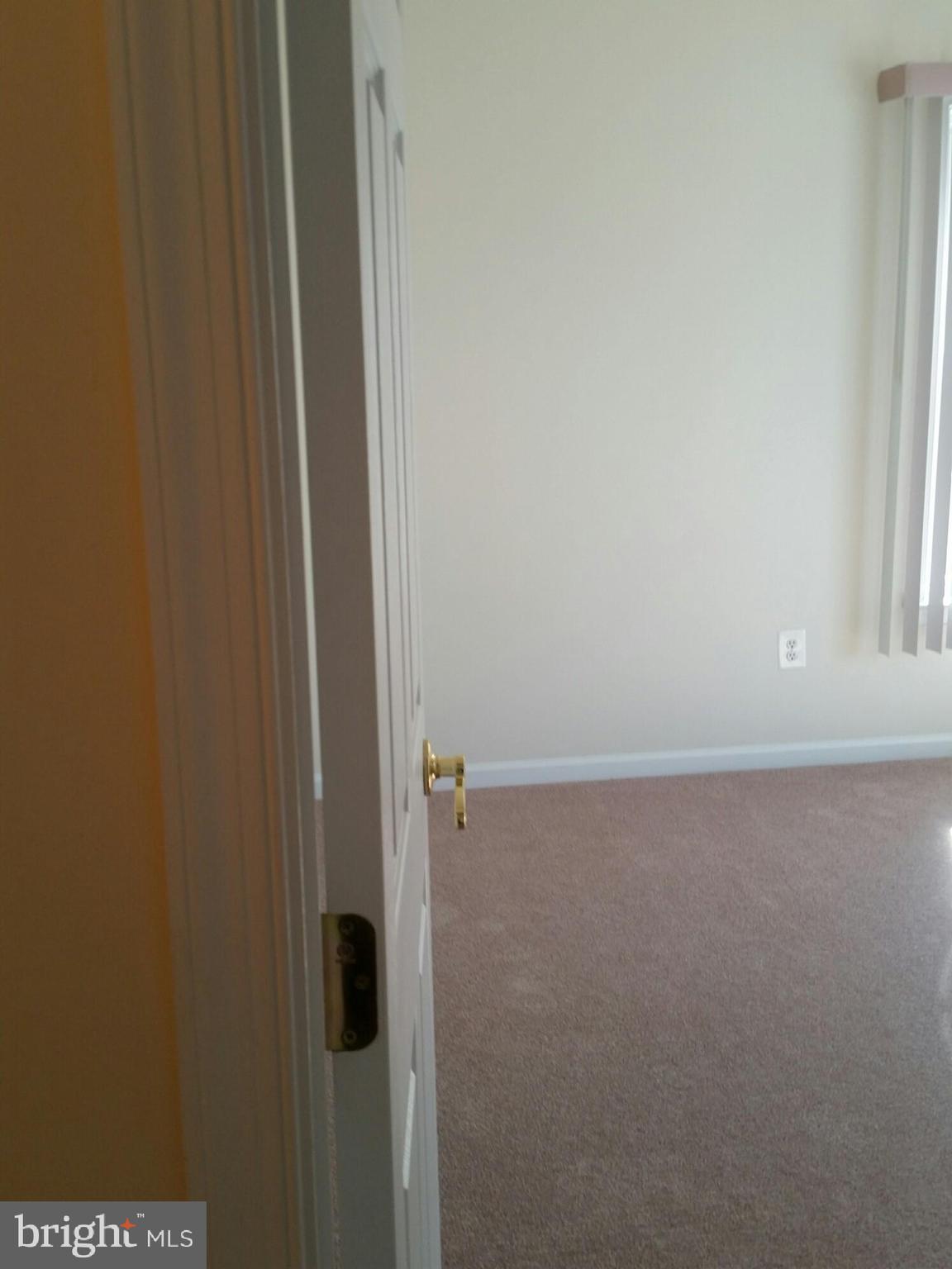 FAIR OAKS - Residential Lease