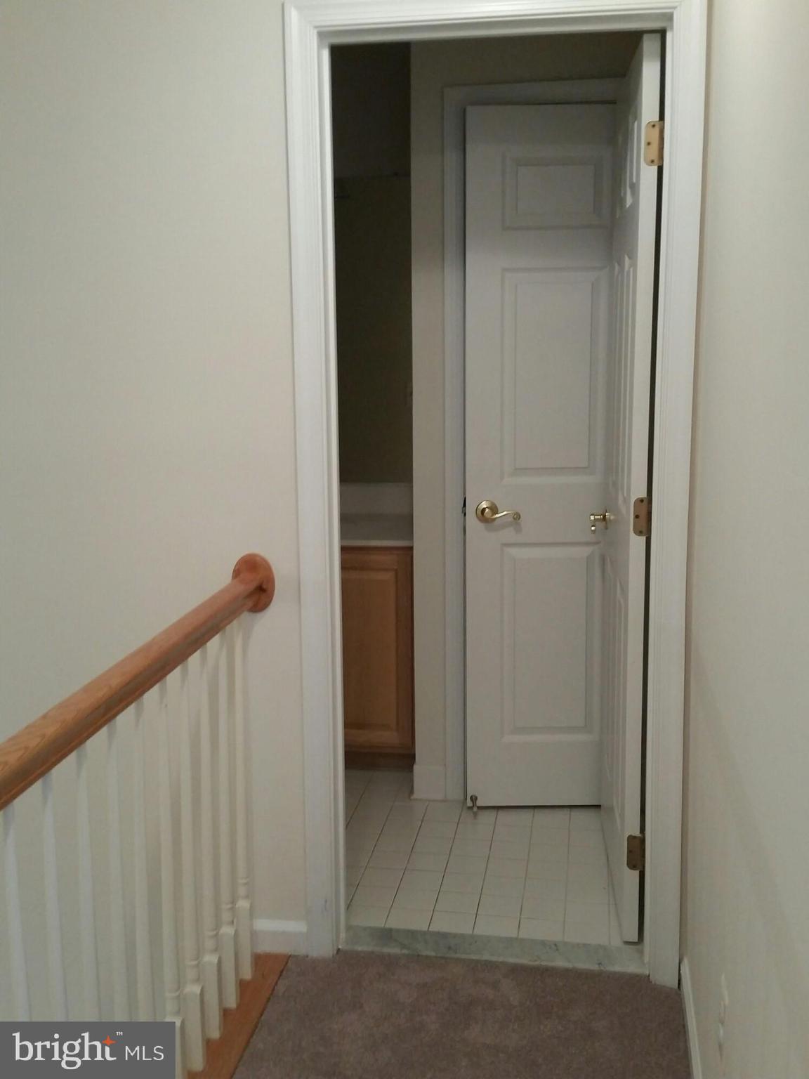 FAIR OAKS - Residential Lease