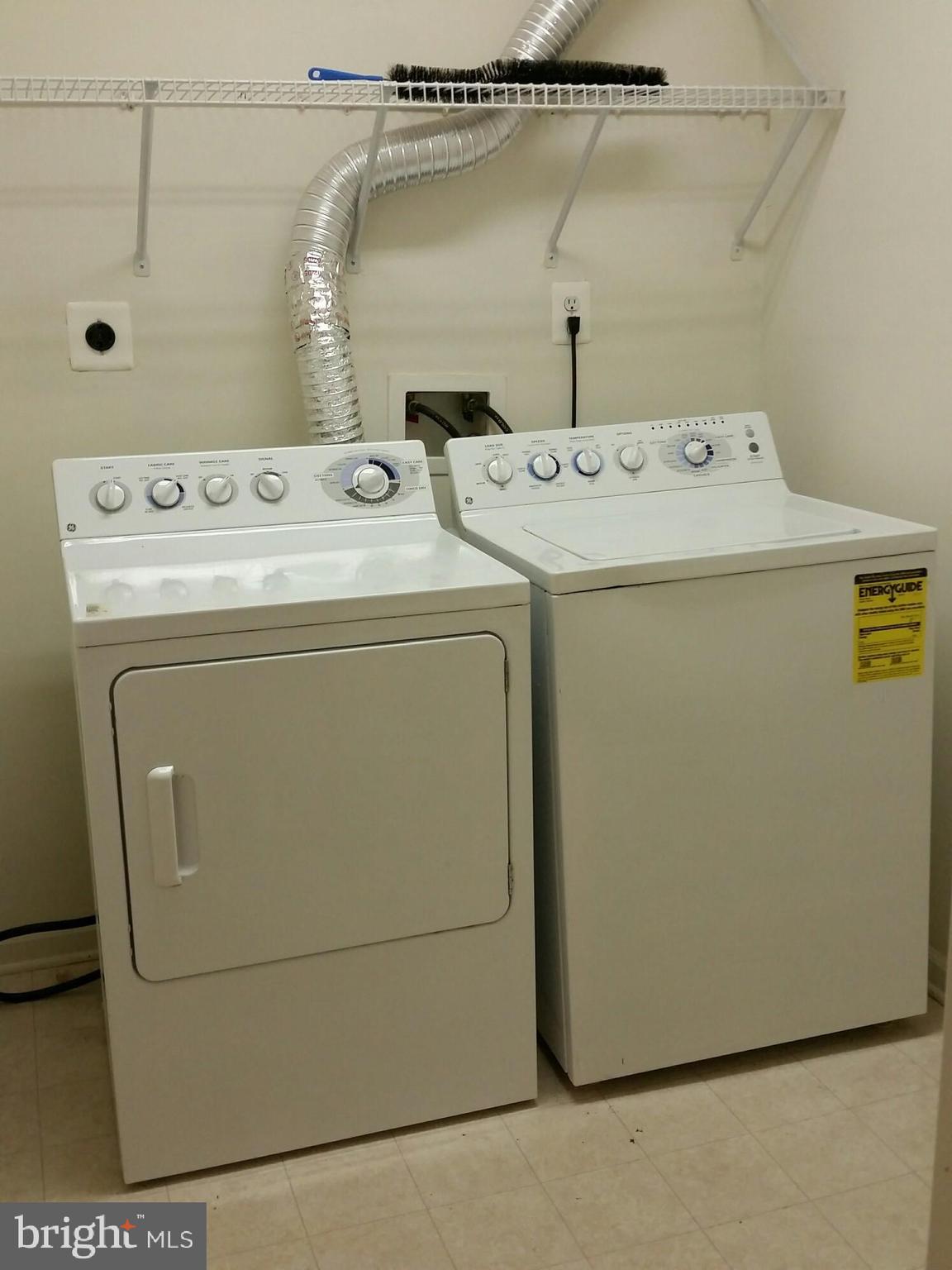 FAIR OAKS - Residential Lease