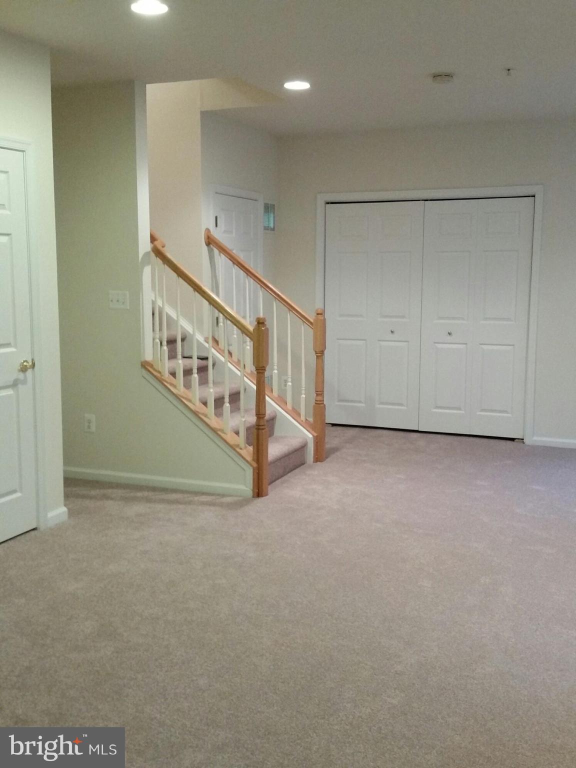 FAIR OAKS - Residential Lease