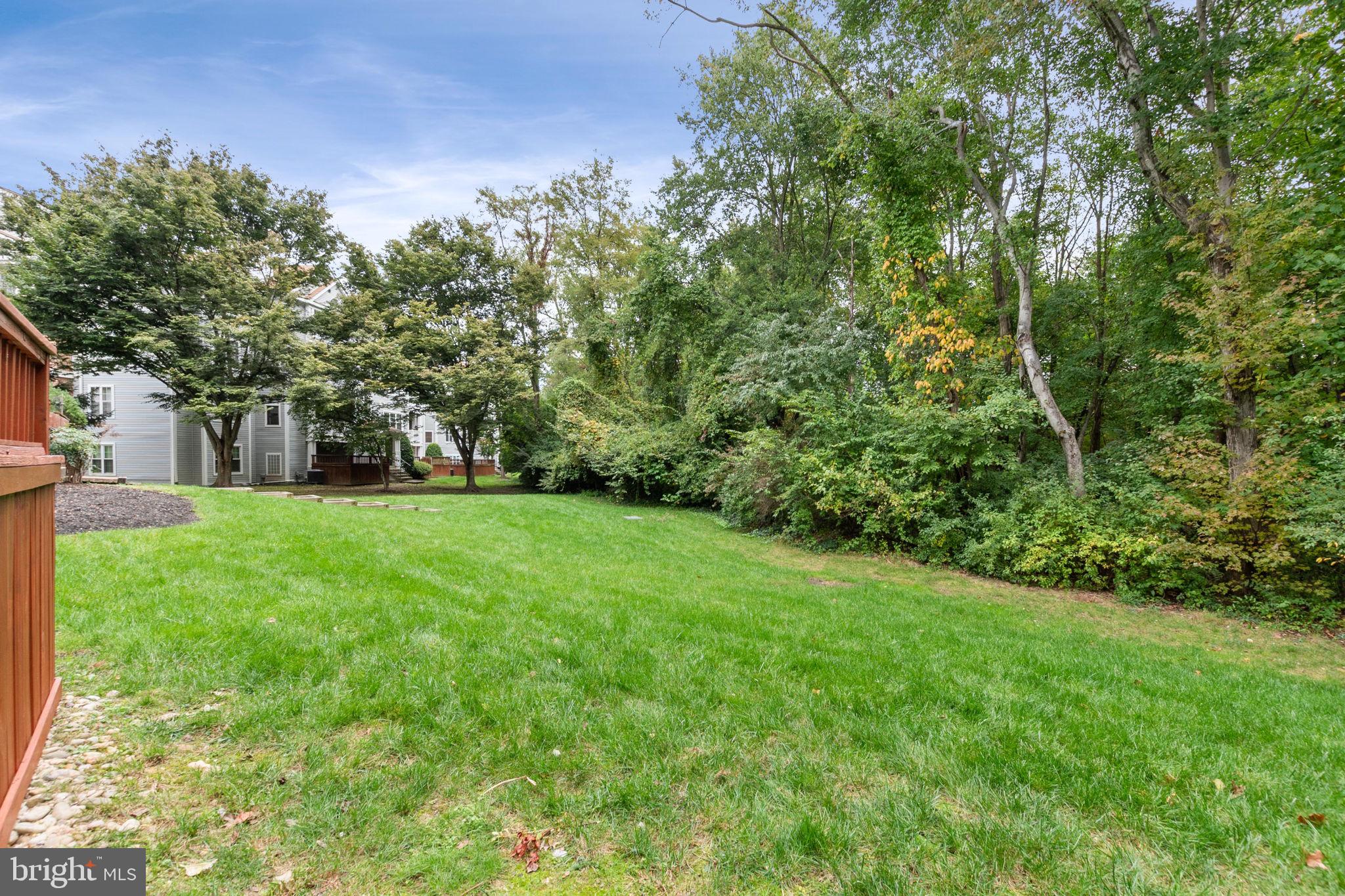 STRATFORD PLACE AT KINGS - Residential Lease