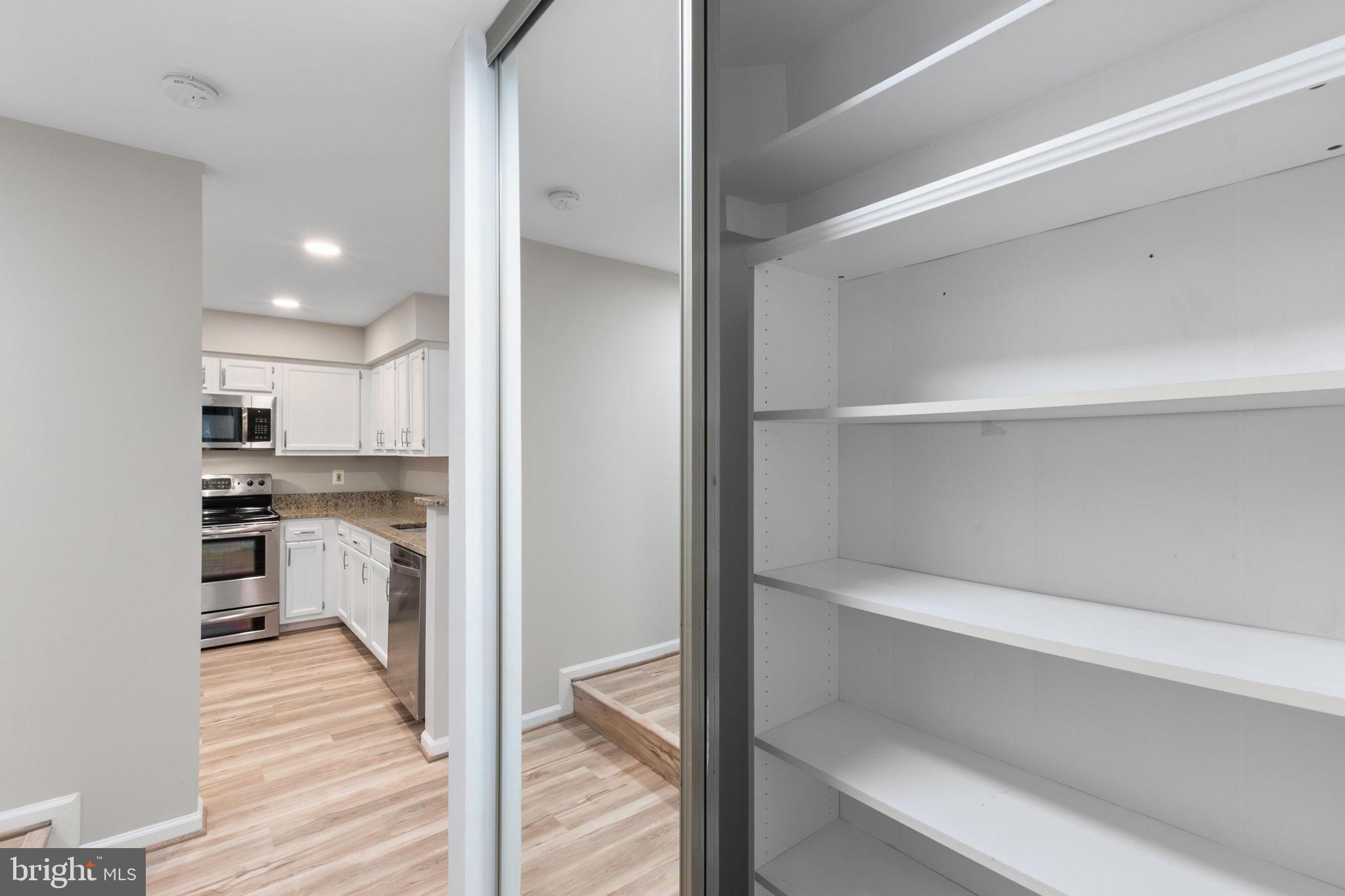 STRATFORD PLACE AT KINGS - Residential Lease