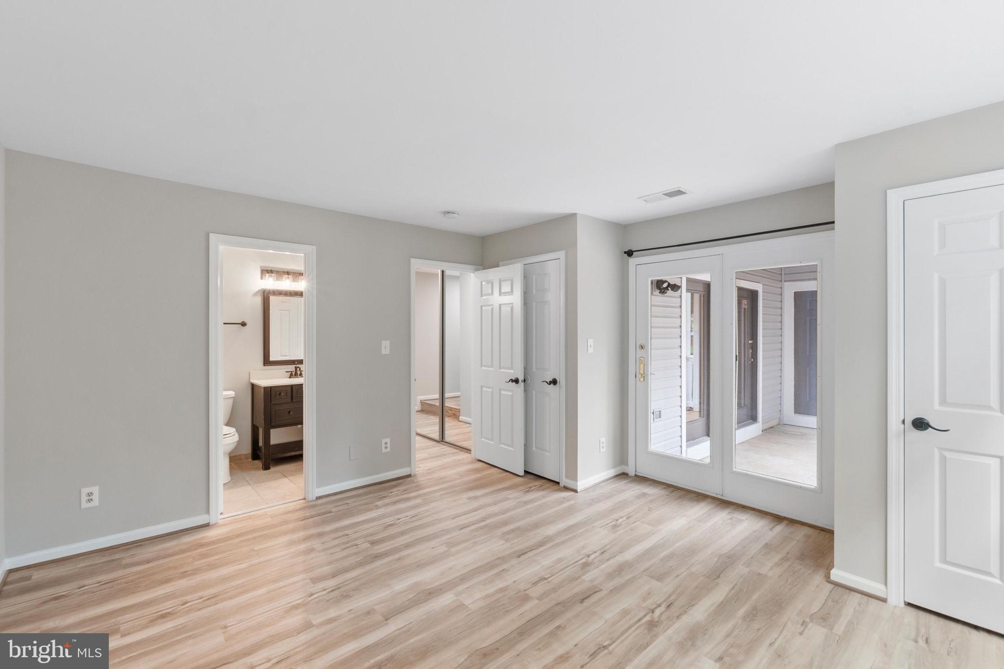 STRATFORD PLACE AT KINGS - Residential Lease