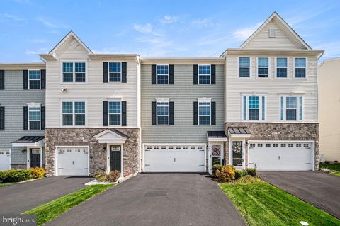 135 ARBOR BOULEVARD PERKASIE PA 18944