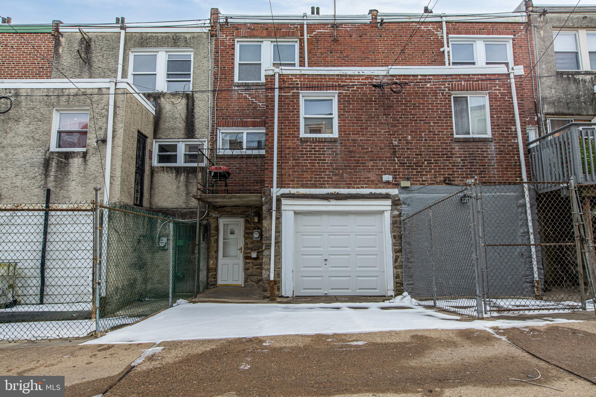 WEST OAK LANE - Residential