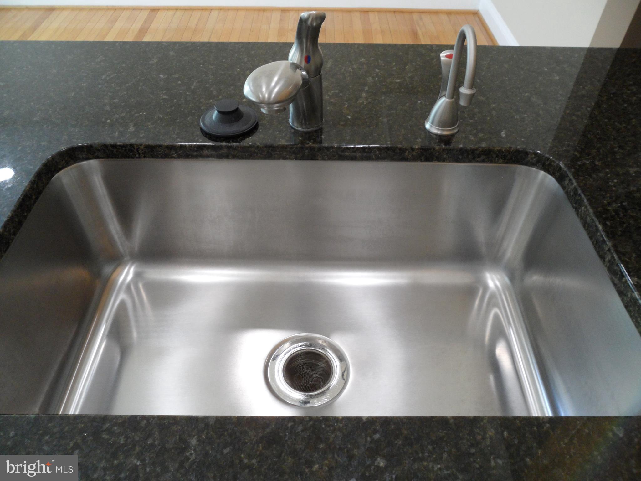 PORTNERS LANDING - Residential Lease