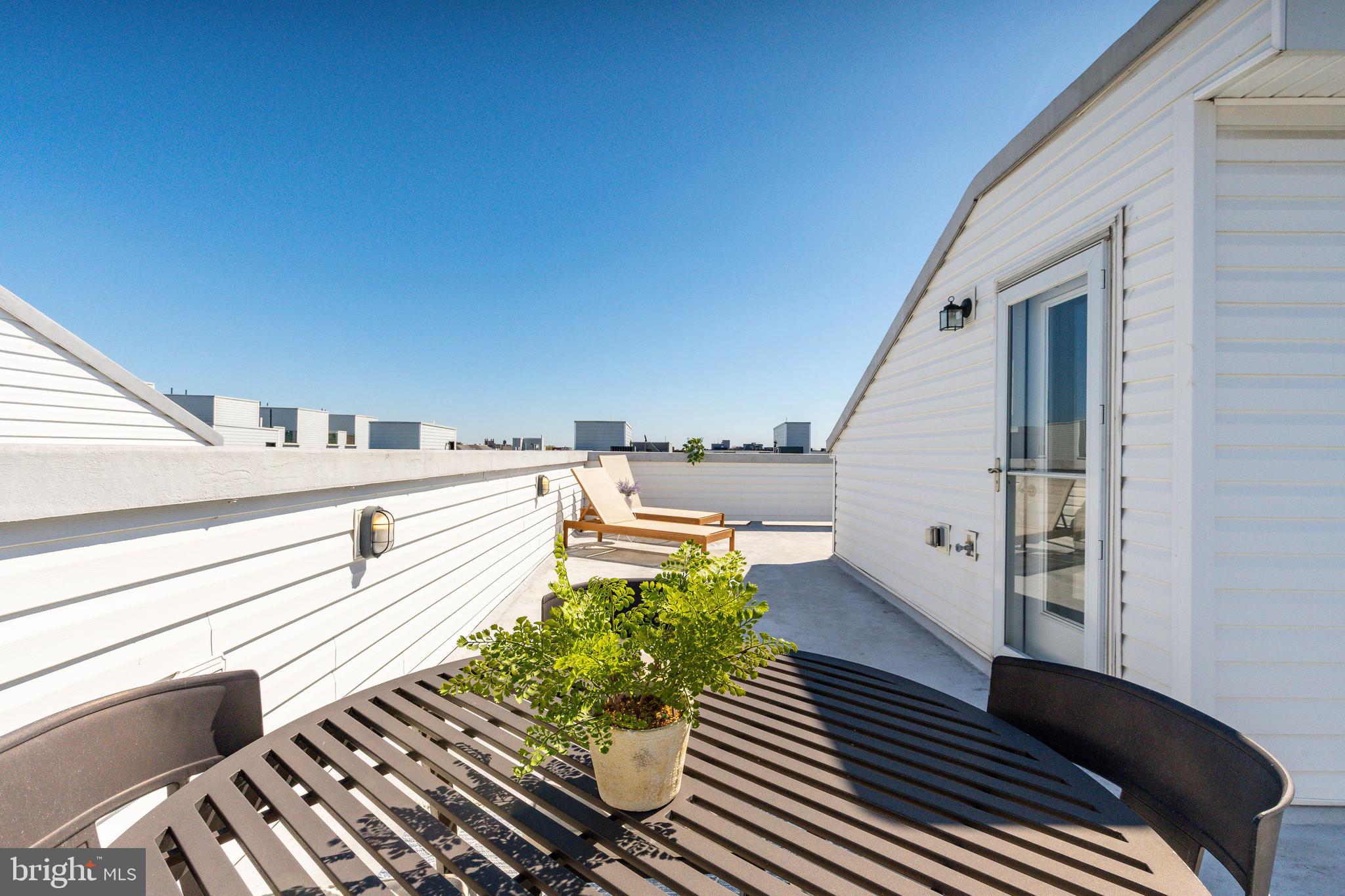 OLDE KENSINGTON - Residential