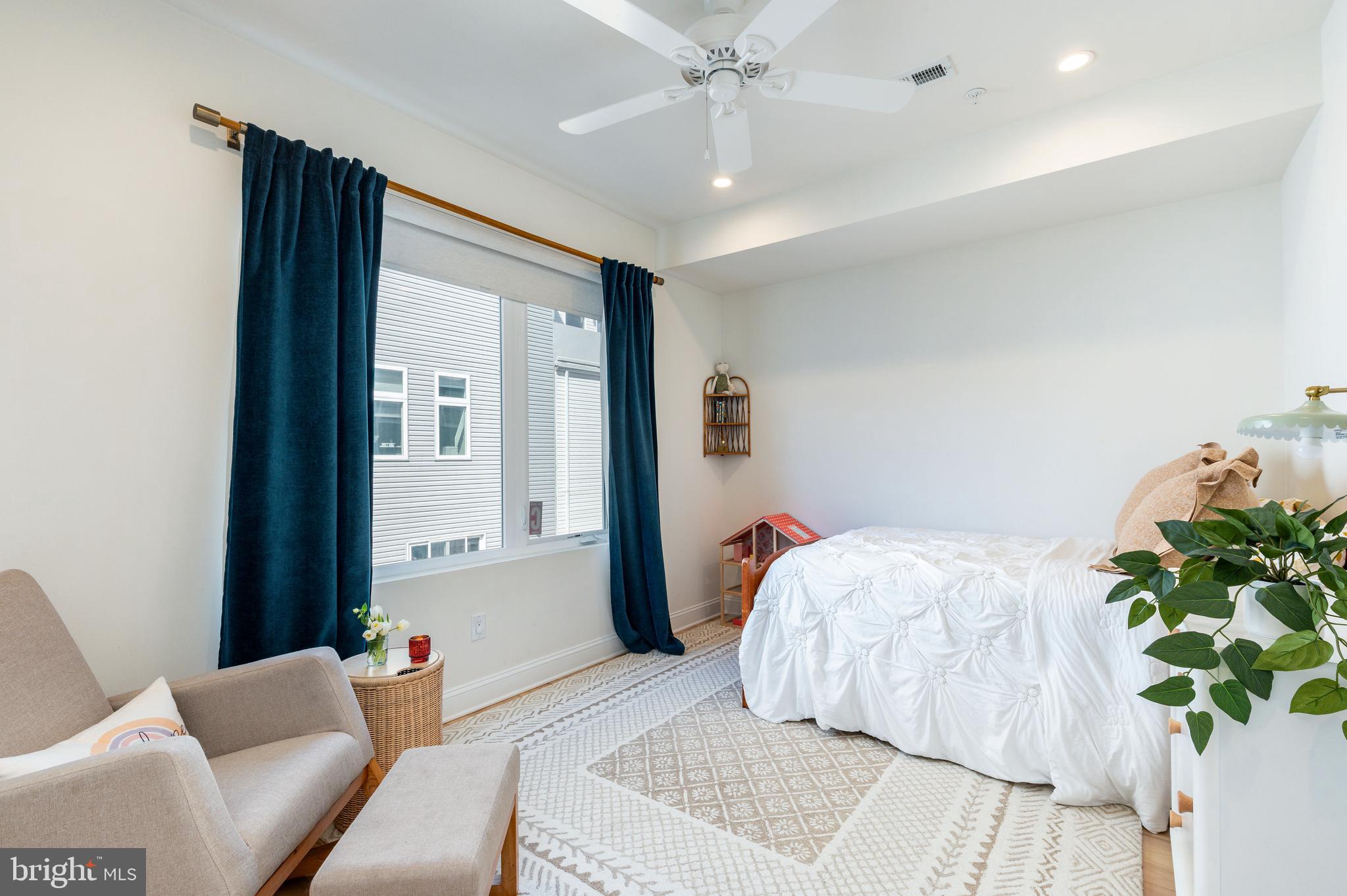 OLDE KENSINGTON - Residential