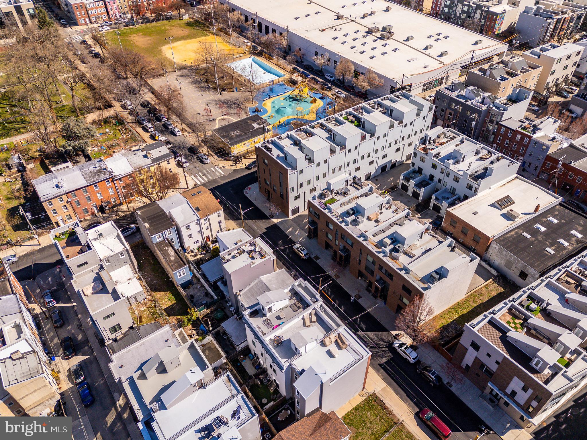 OLDE KENSINGTON - Residential