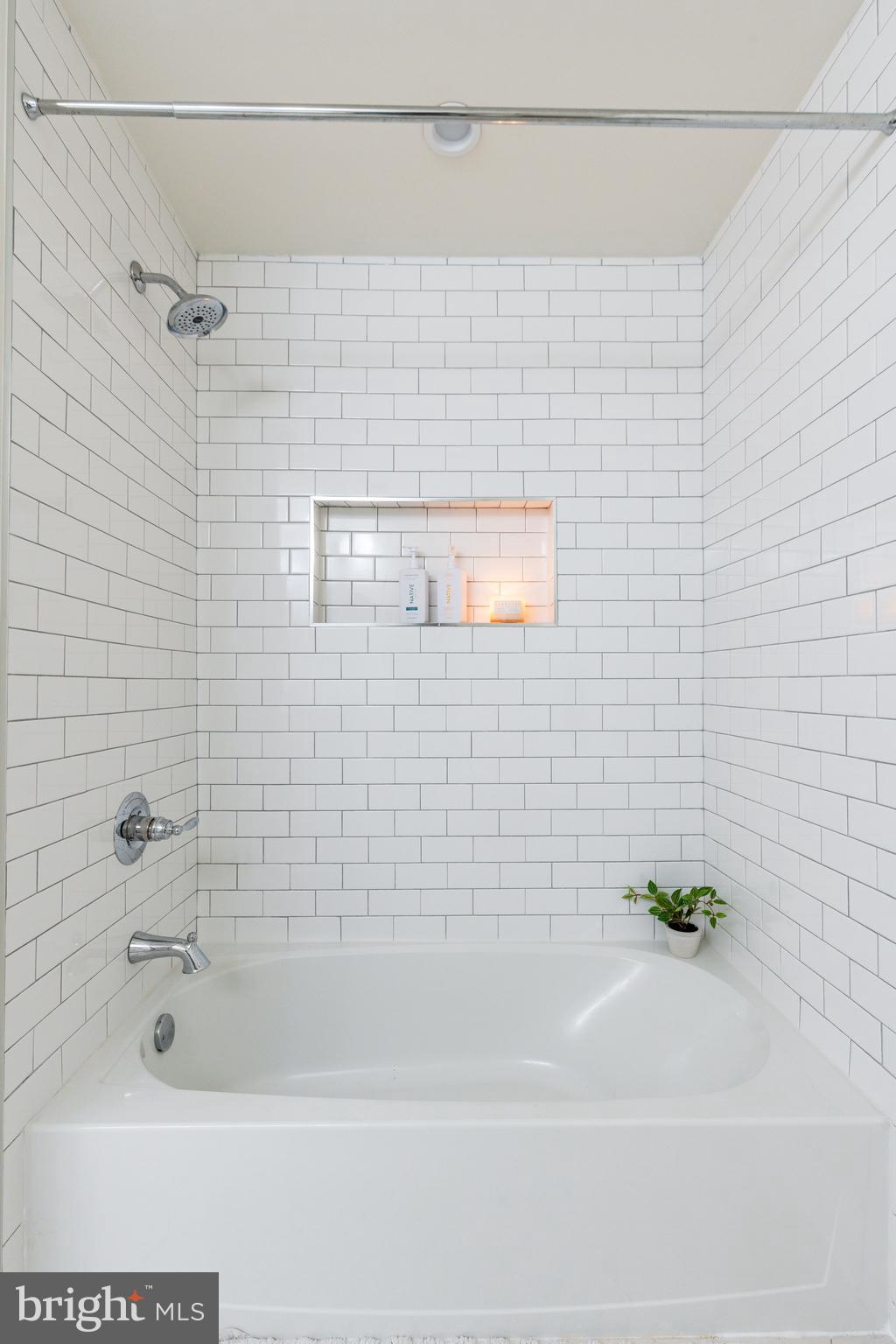 OLDE KENSINGTON - Residential