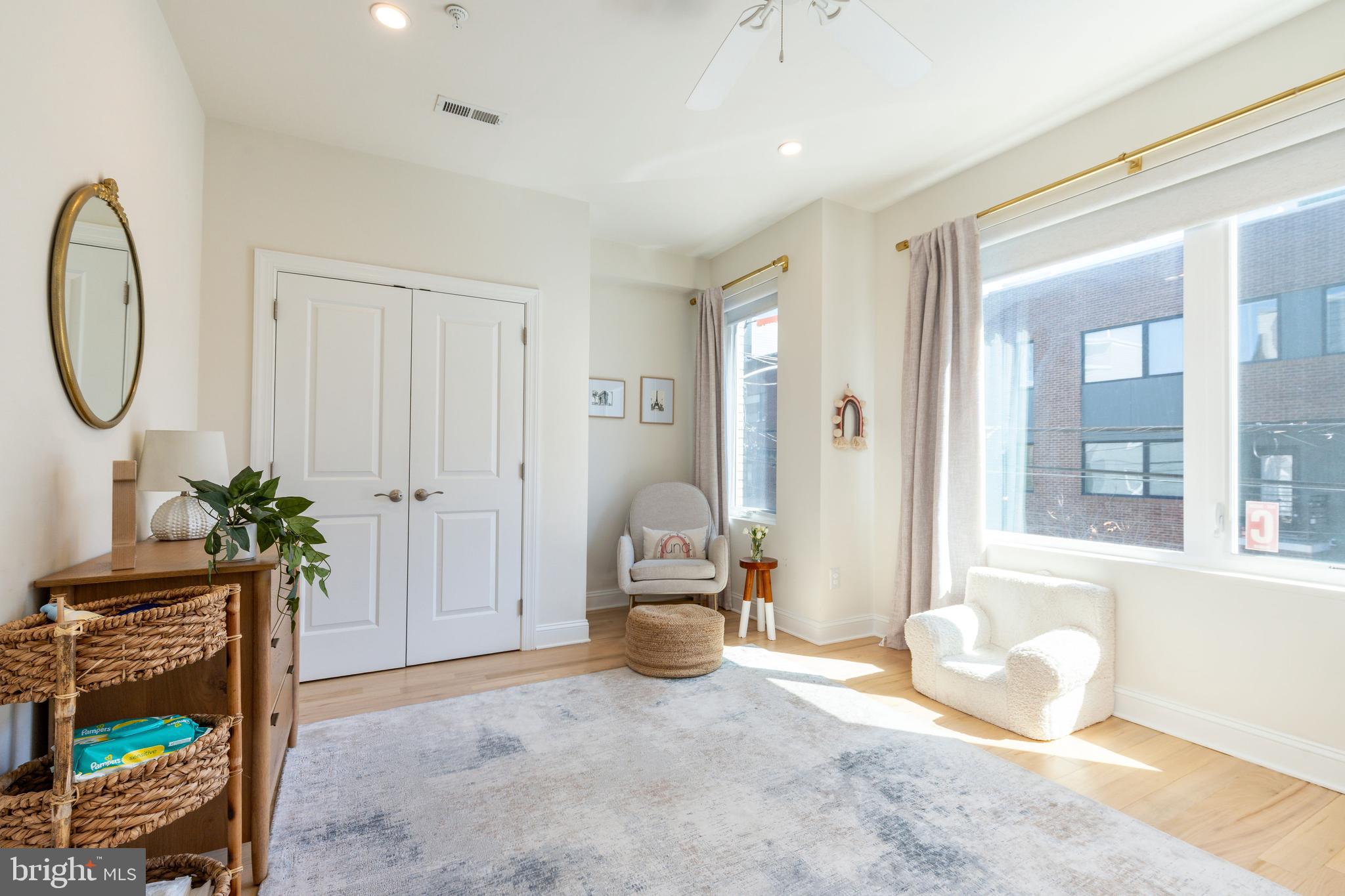 OLDE KENSINGTON - Residential