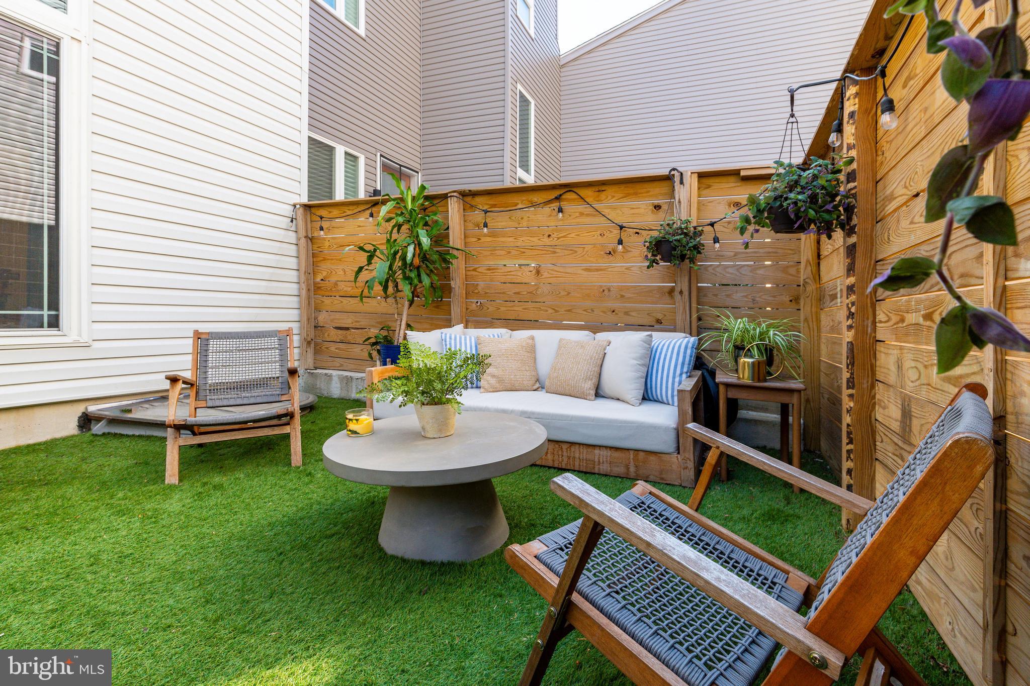 OLDE KENSINGTON - Residential