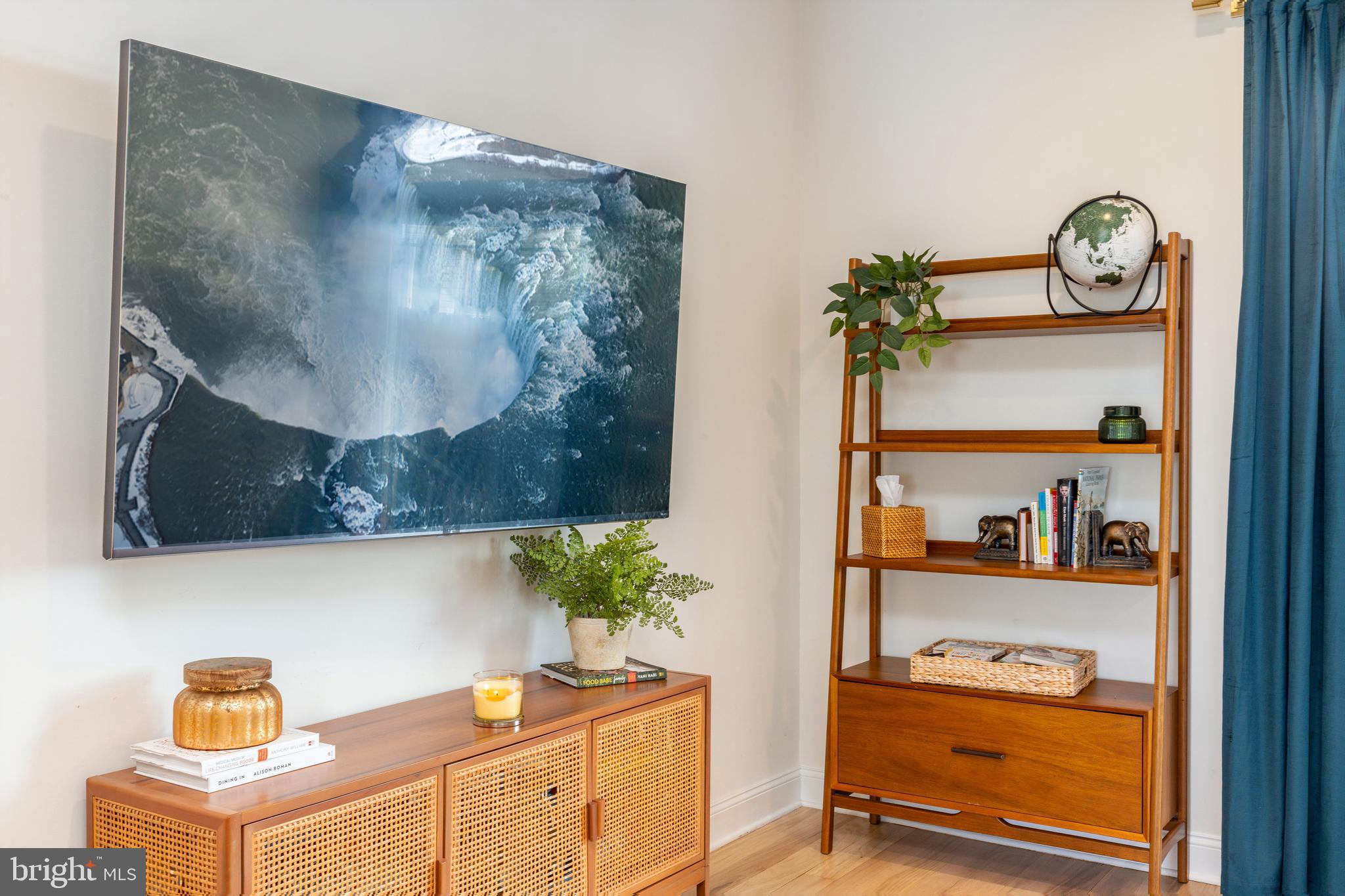 OLDE KENSINGTON - Residential