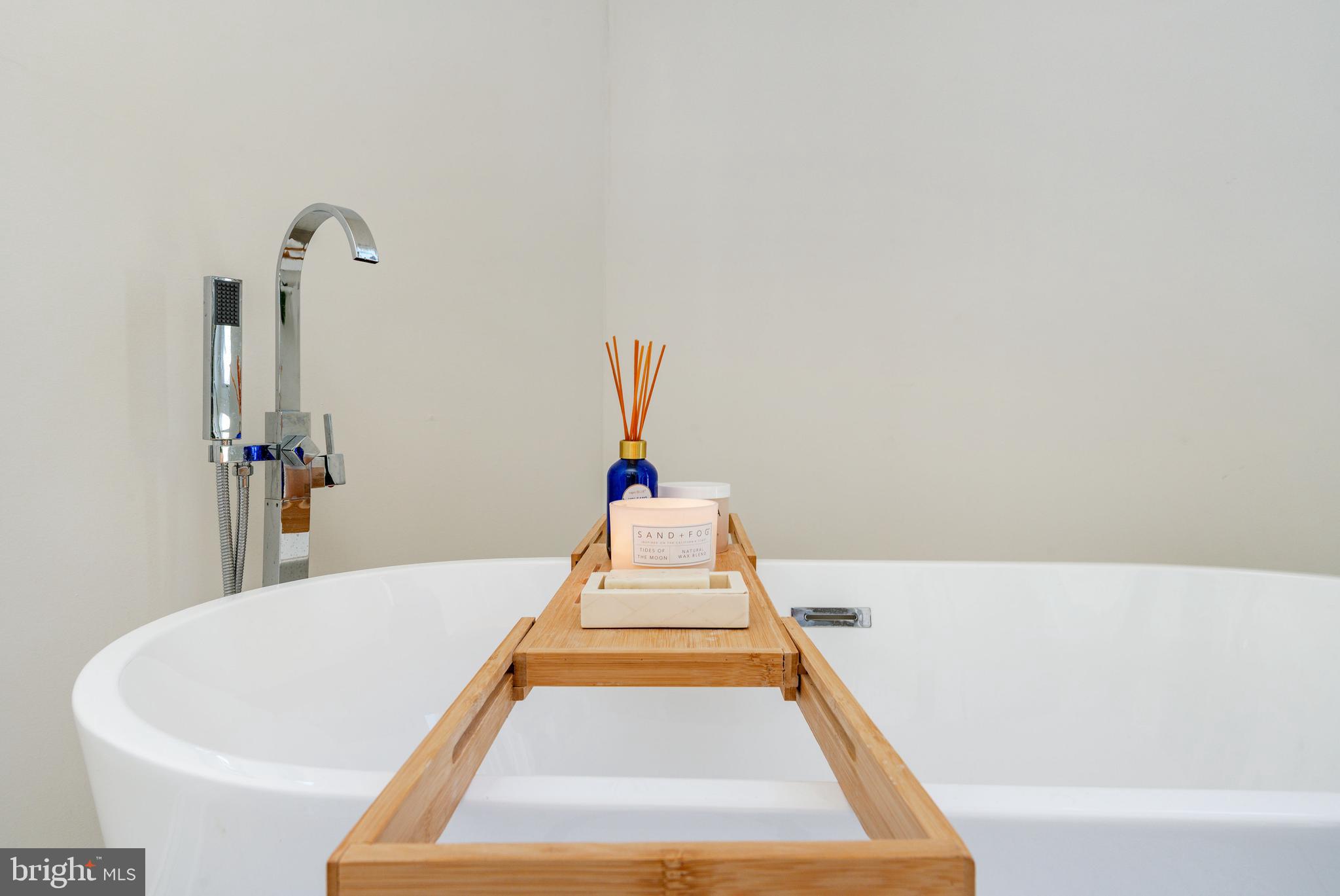 OLDE KENSINGTON - Residential