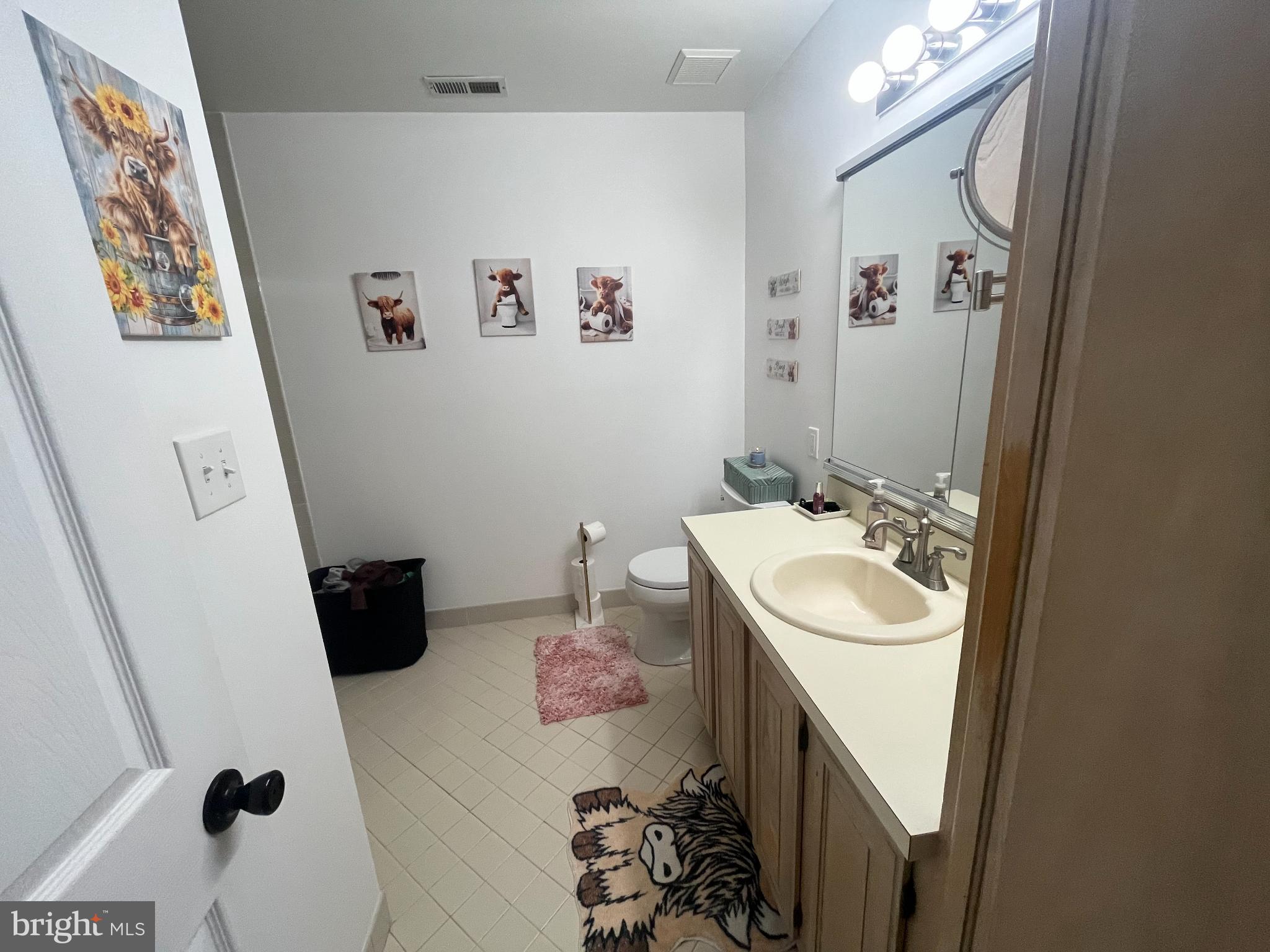 MAKEFIELD GLEN - Residential