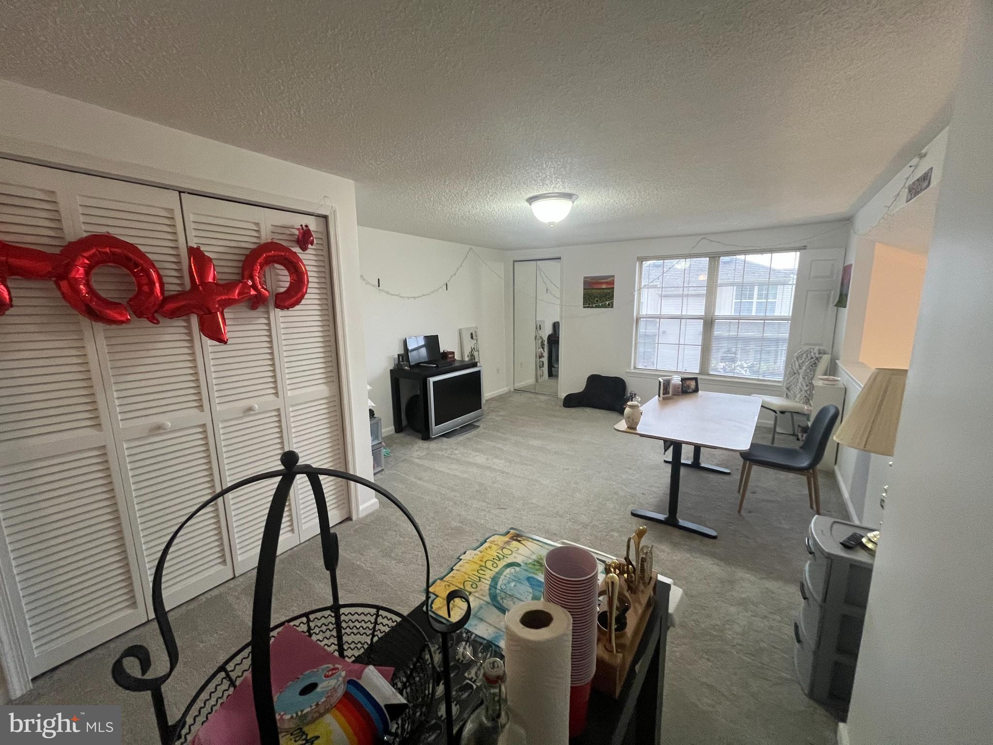 MAKEFIELD GLEN - Residential