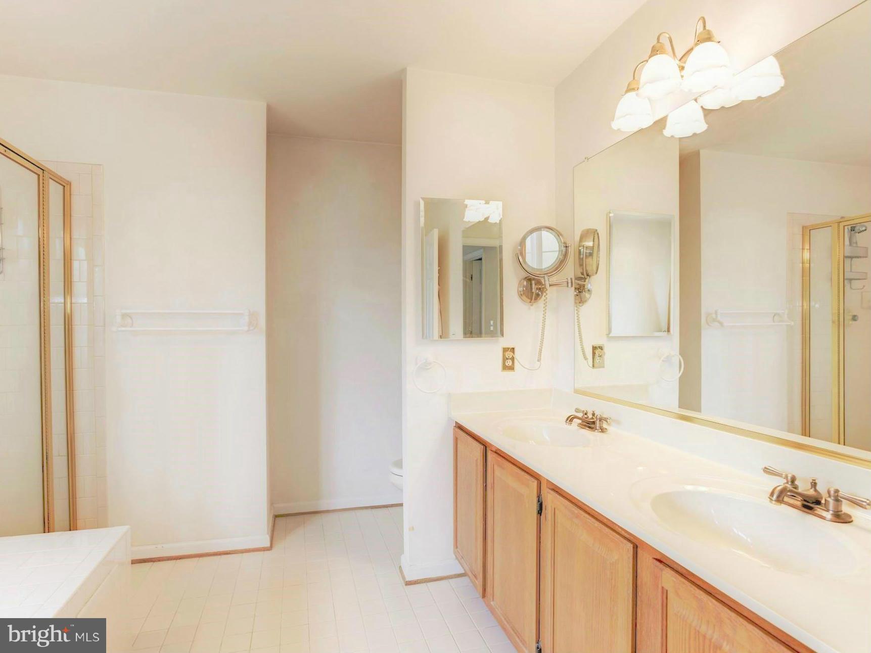 GLENWOOD GARTH - Residential