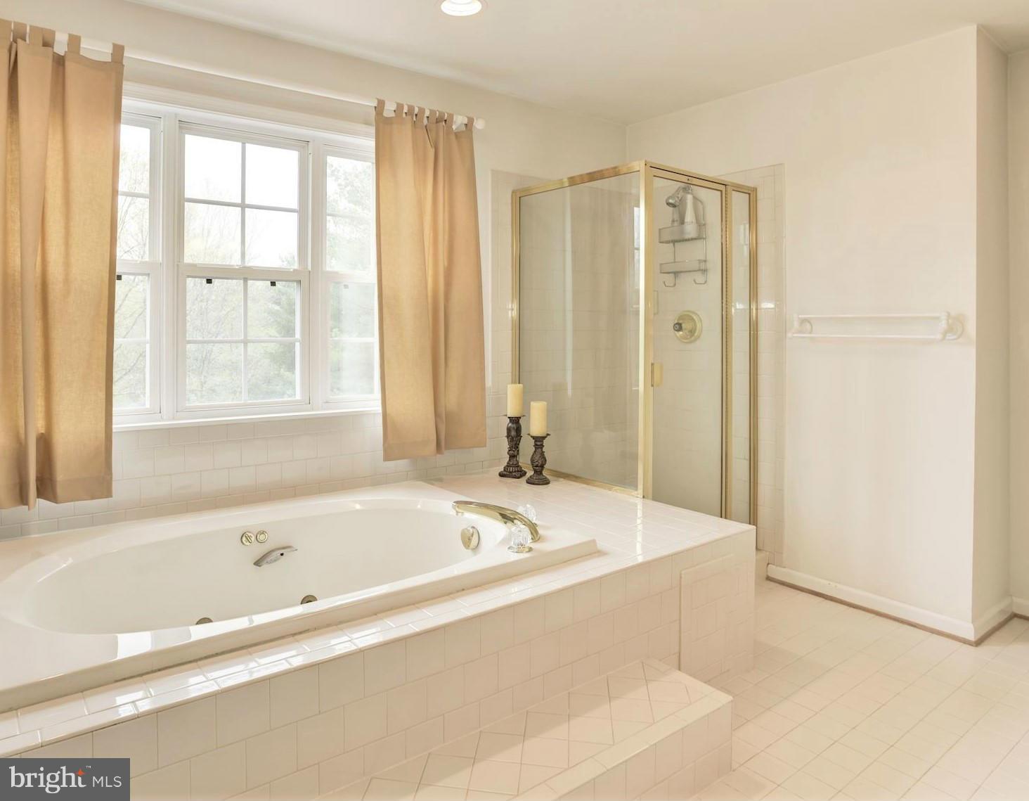 GLENWOOD GARTH - Residential